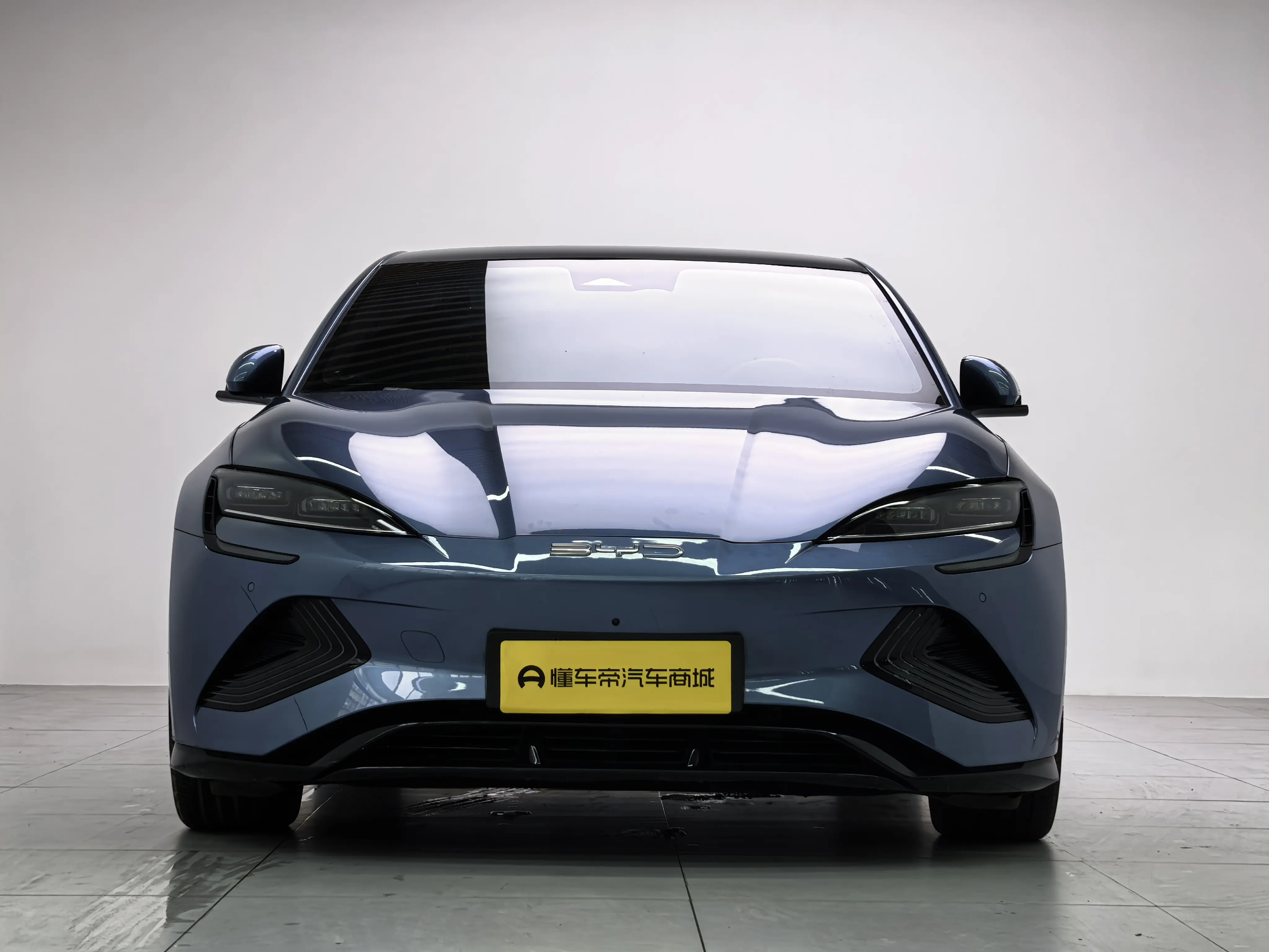 BYD Seal  из Китая