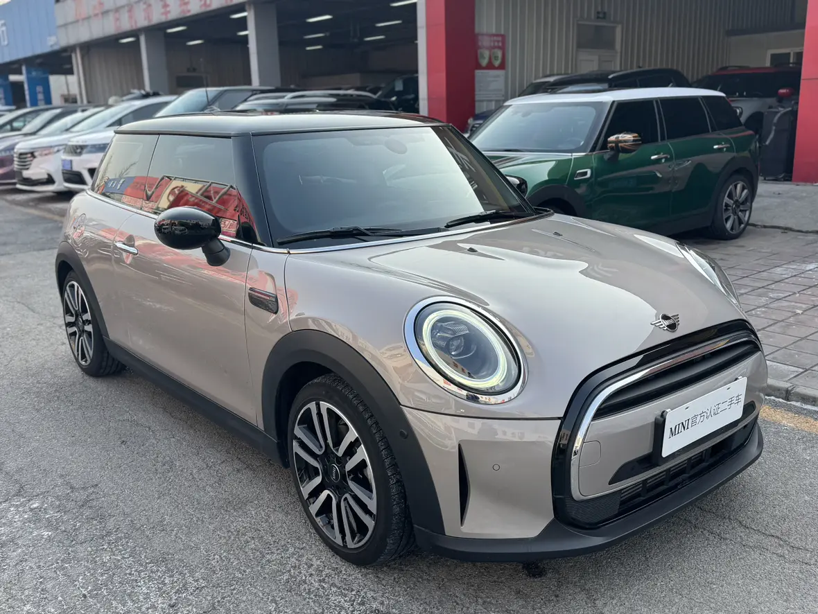 MINI 