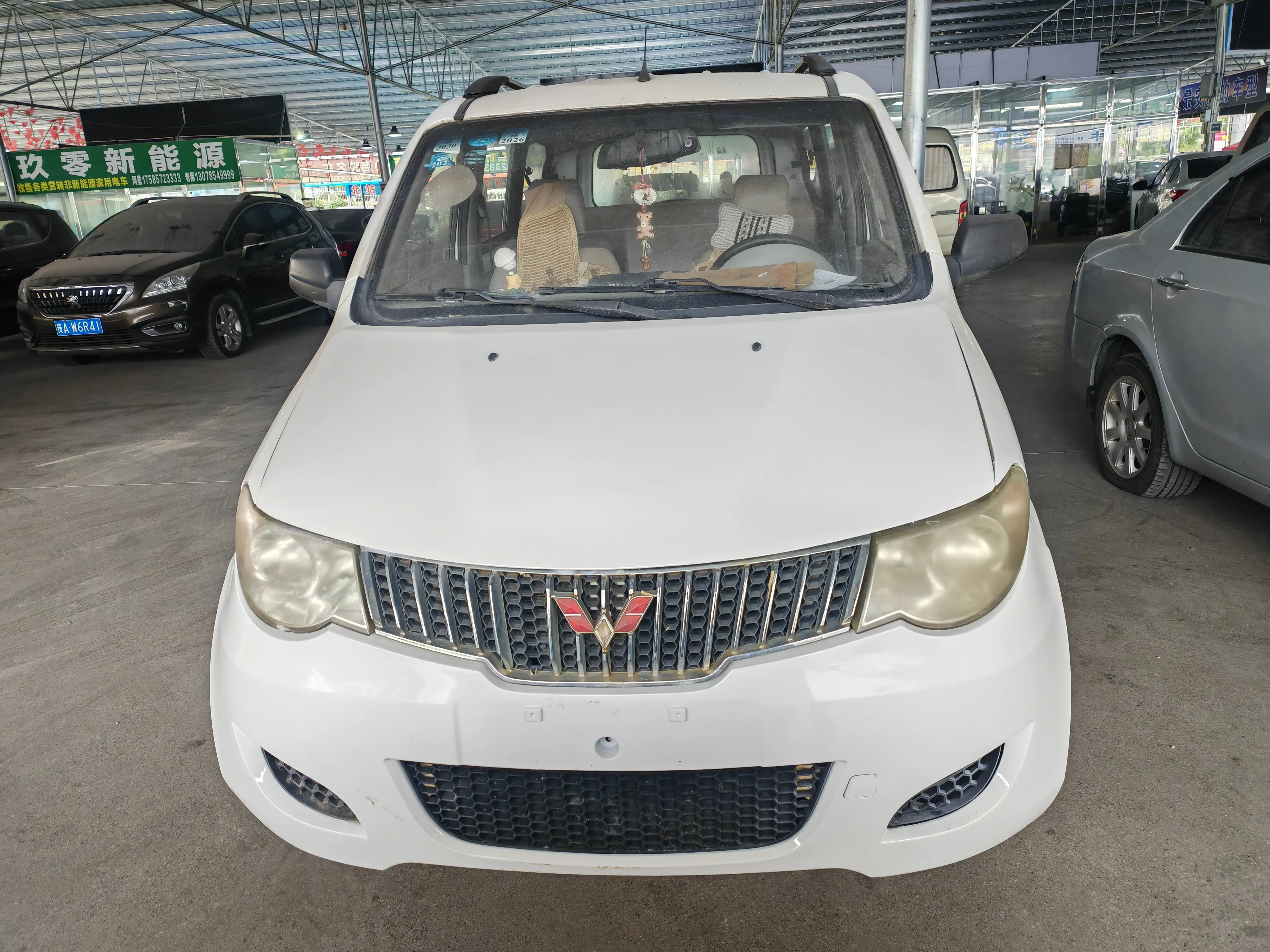 Wuling Hongguang  из Китая