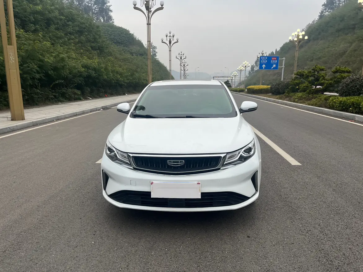 Geely Emgrand GL  из Китая