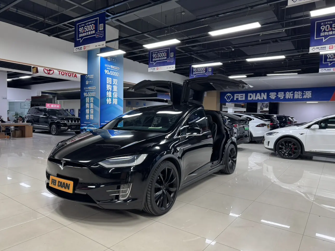 Tesla Model X  из Китая