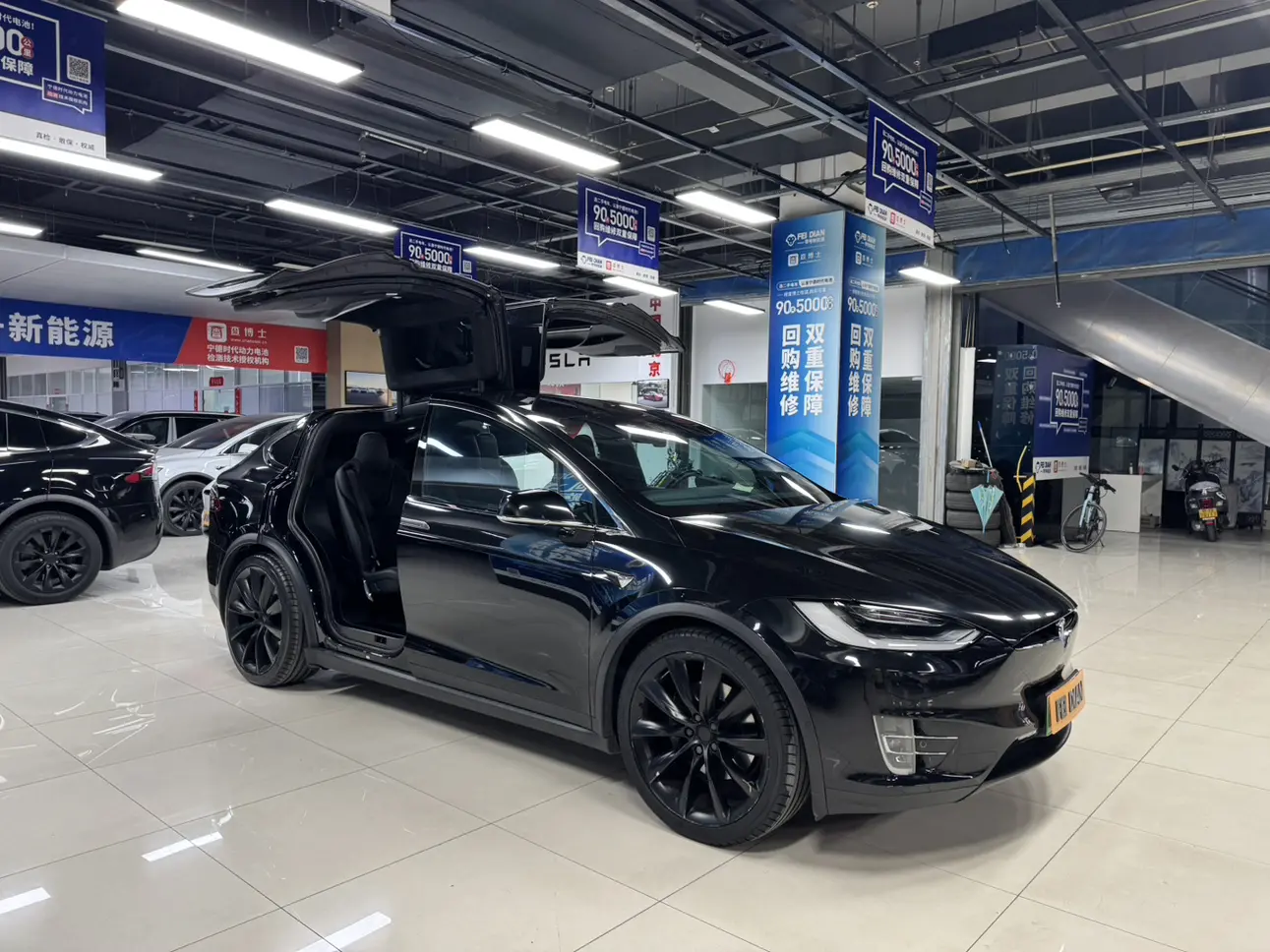 Tesla Model X  из Китая