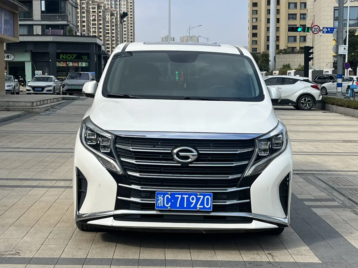 GAC Trumpchi M8  из Китая