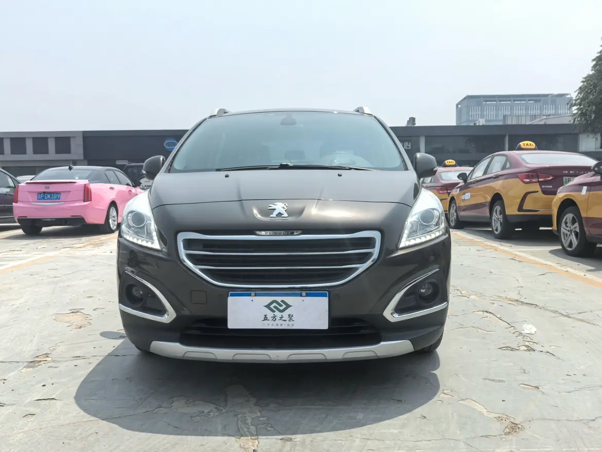 Peugeot 3008  из Китая