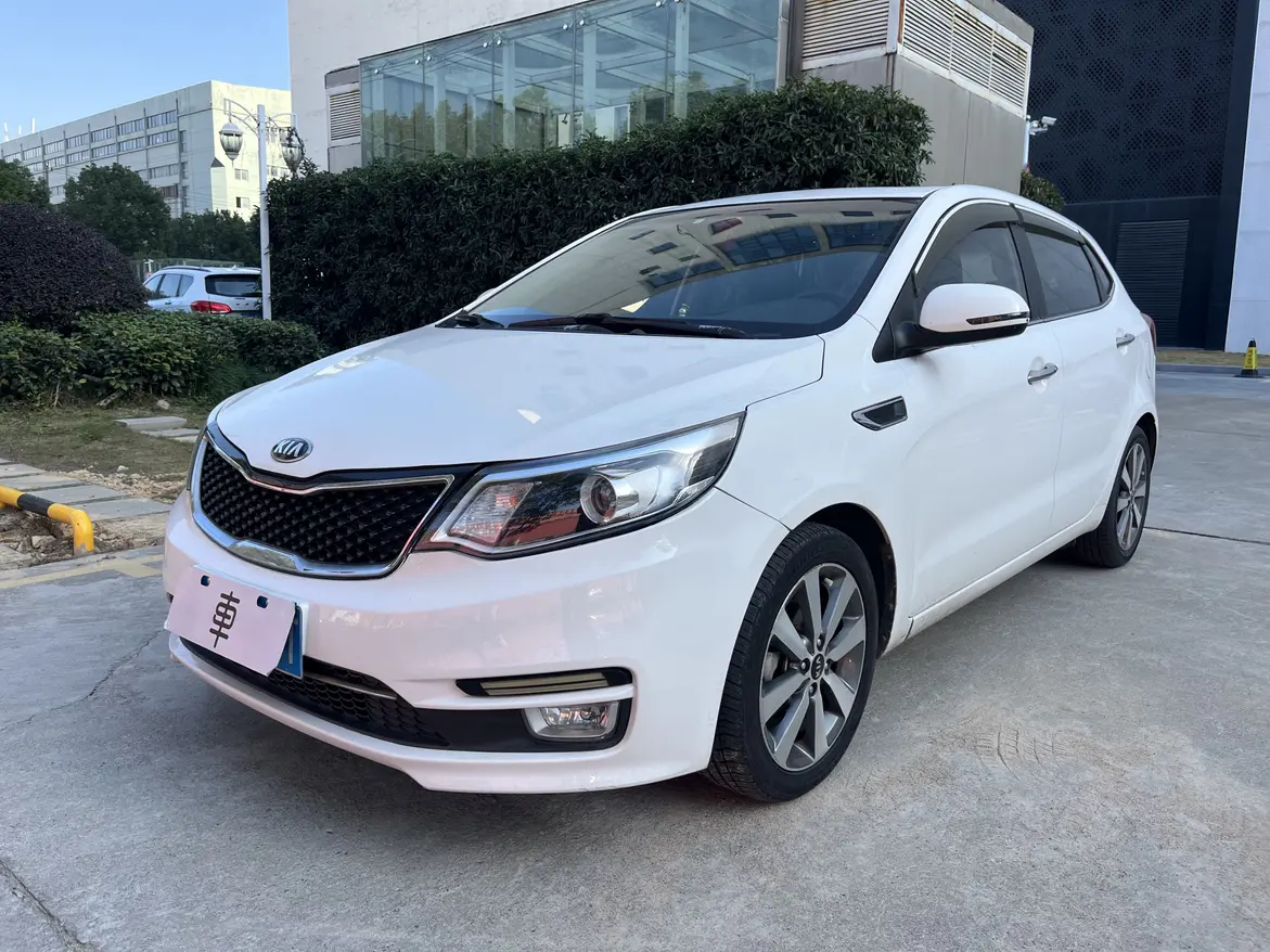 Kia K2  из Китая