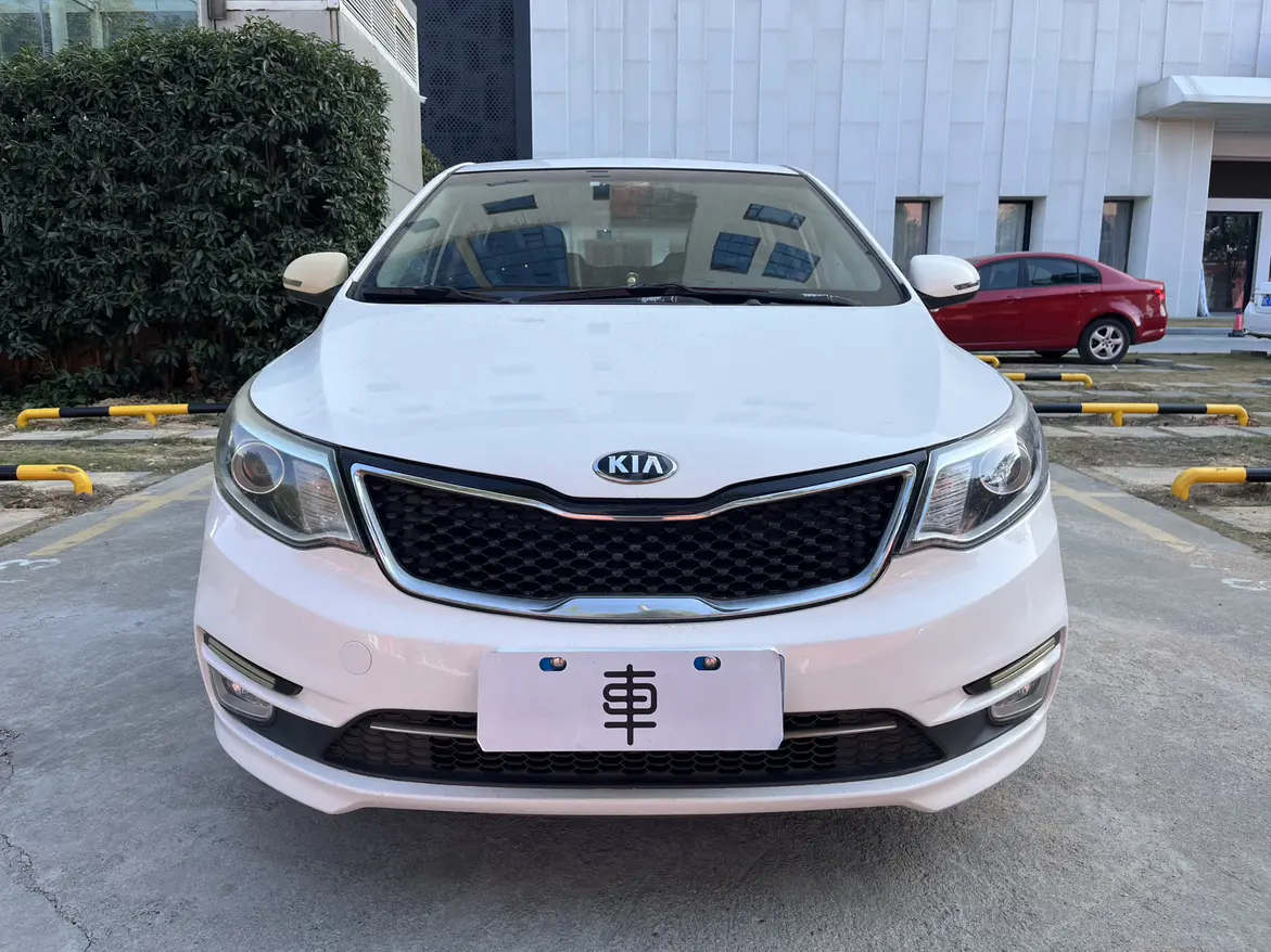 Kia K2  из Китая