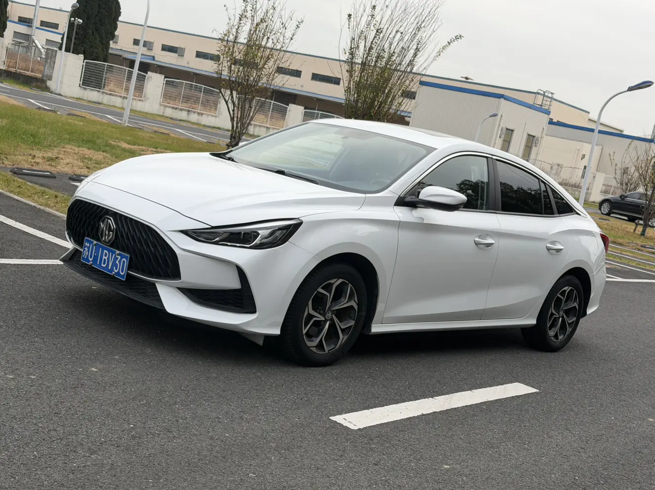 MG 5  из Китая