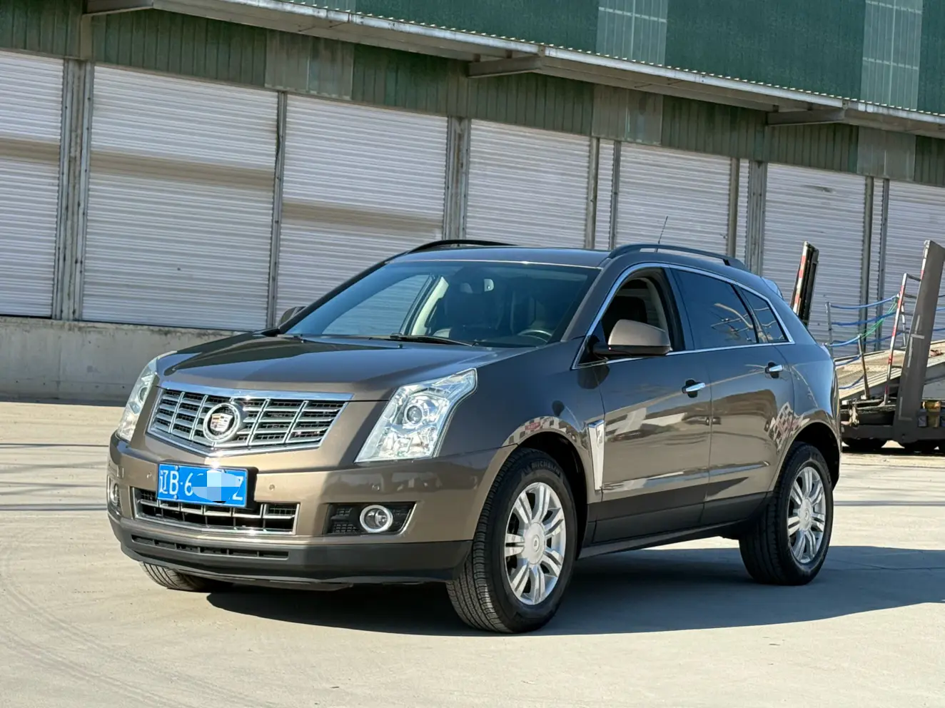 Cadillac SRX  из Китая