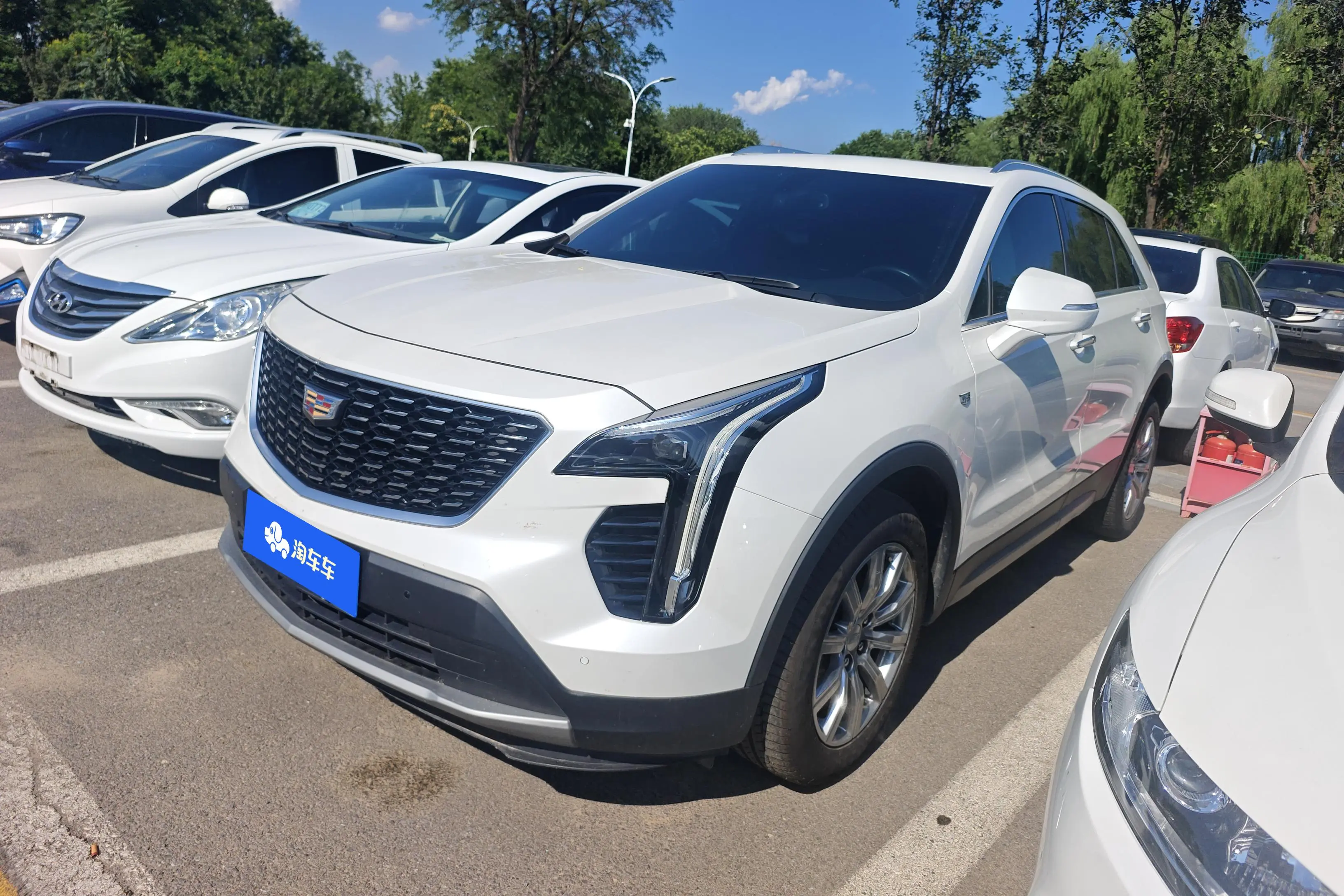 Cadillac XT4  из Китая