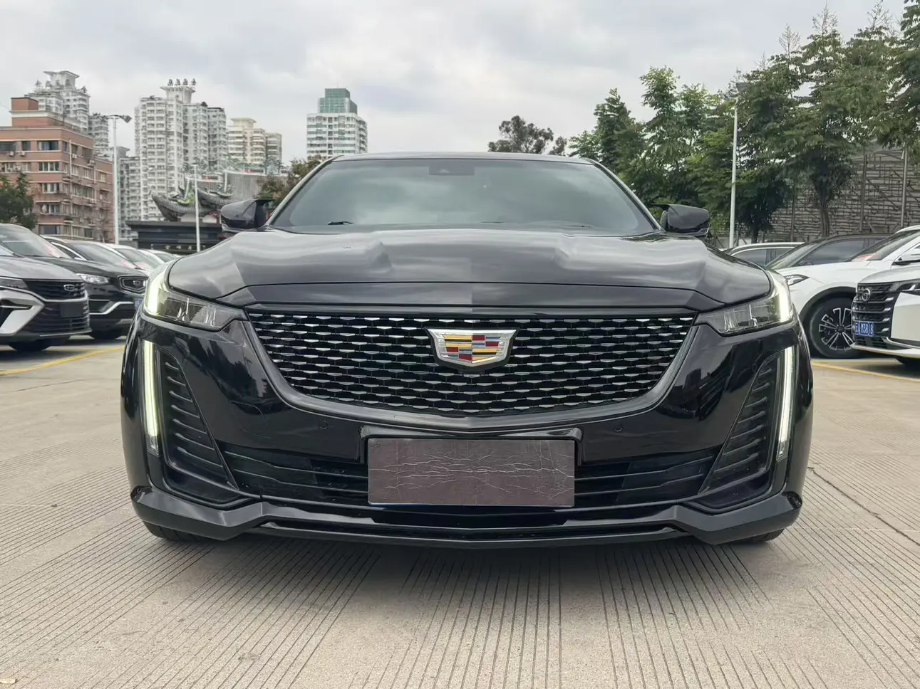 Cadillac CT5  из Китая
