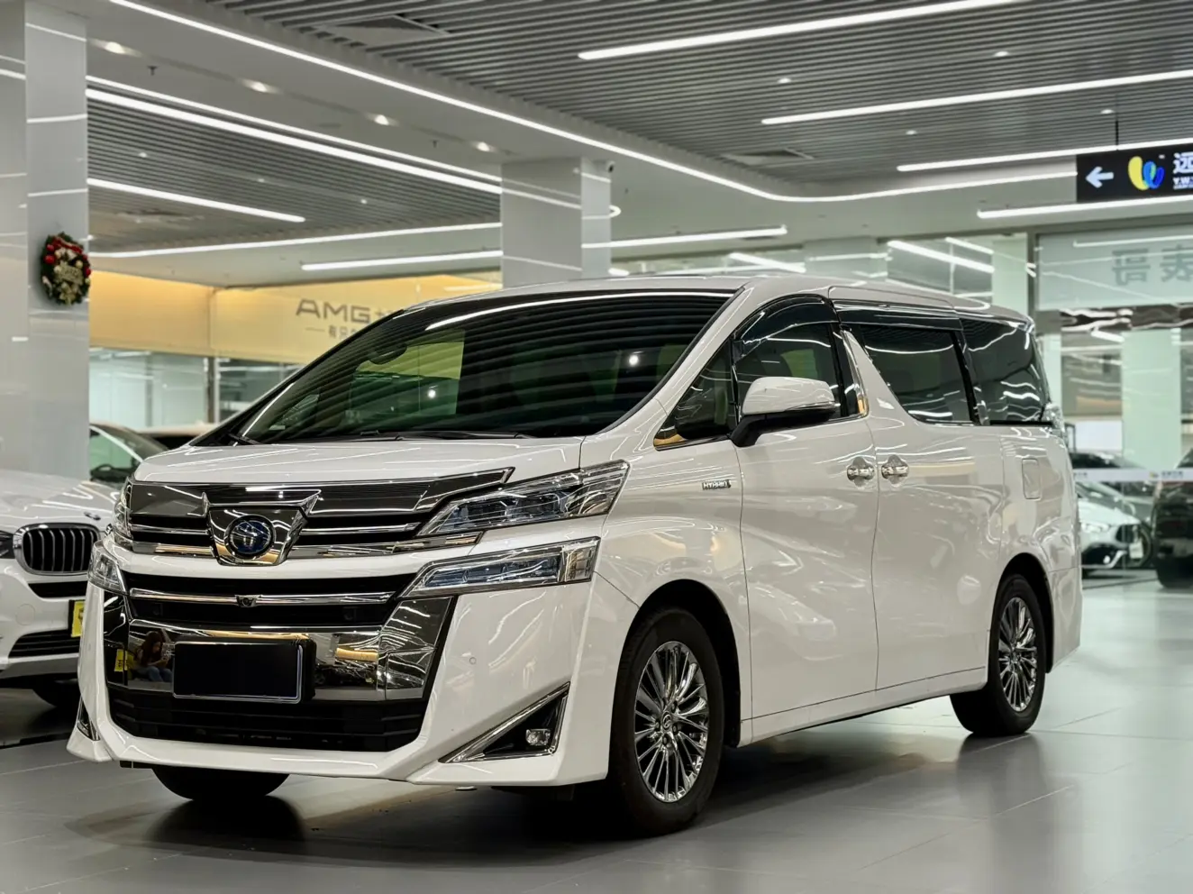 Toyota Crown Wellfire