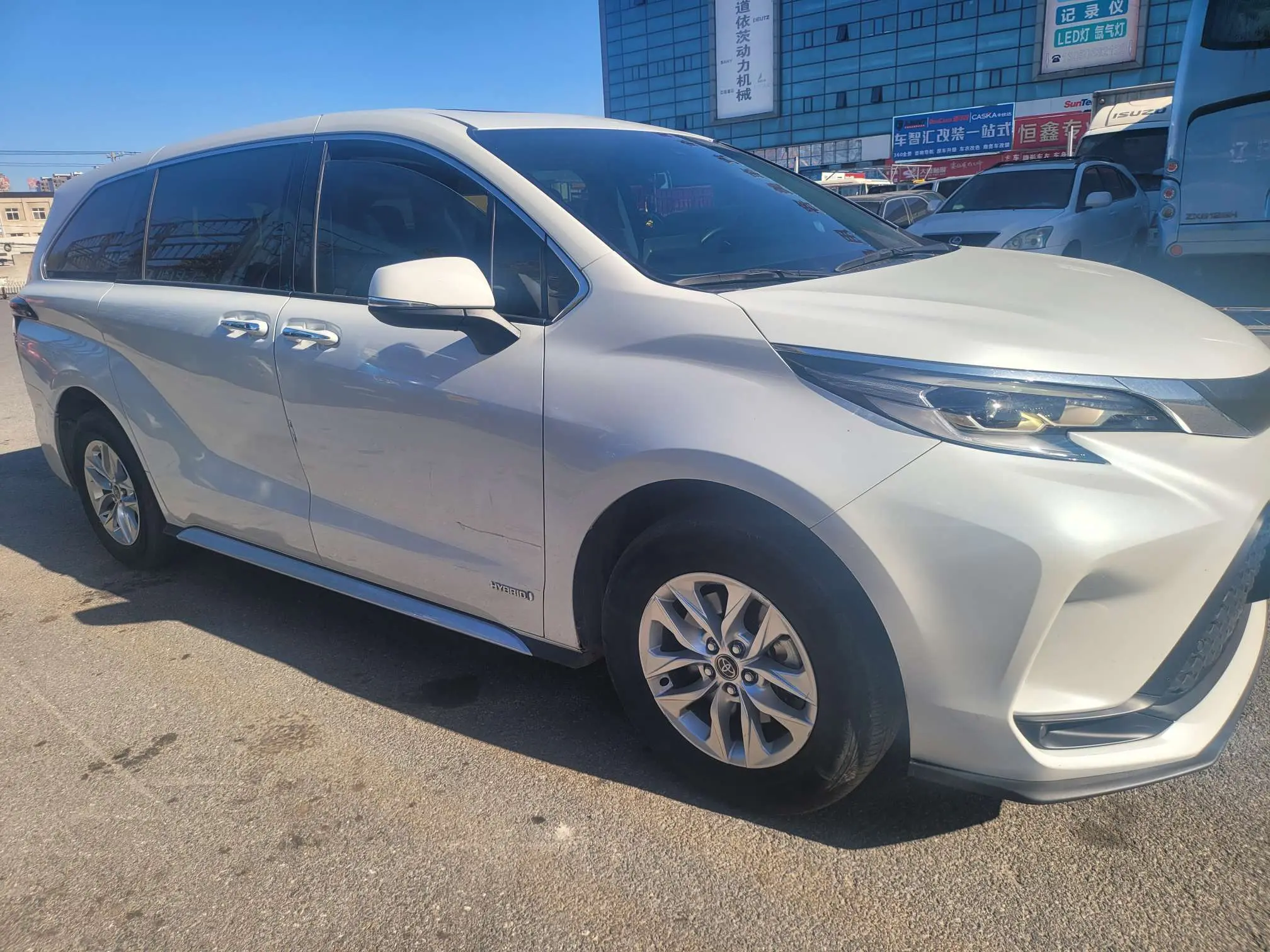 Toyota Granvia  из Китая