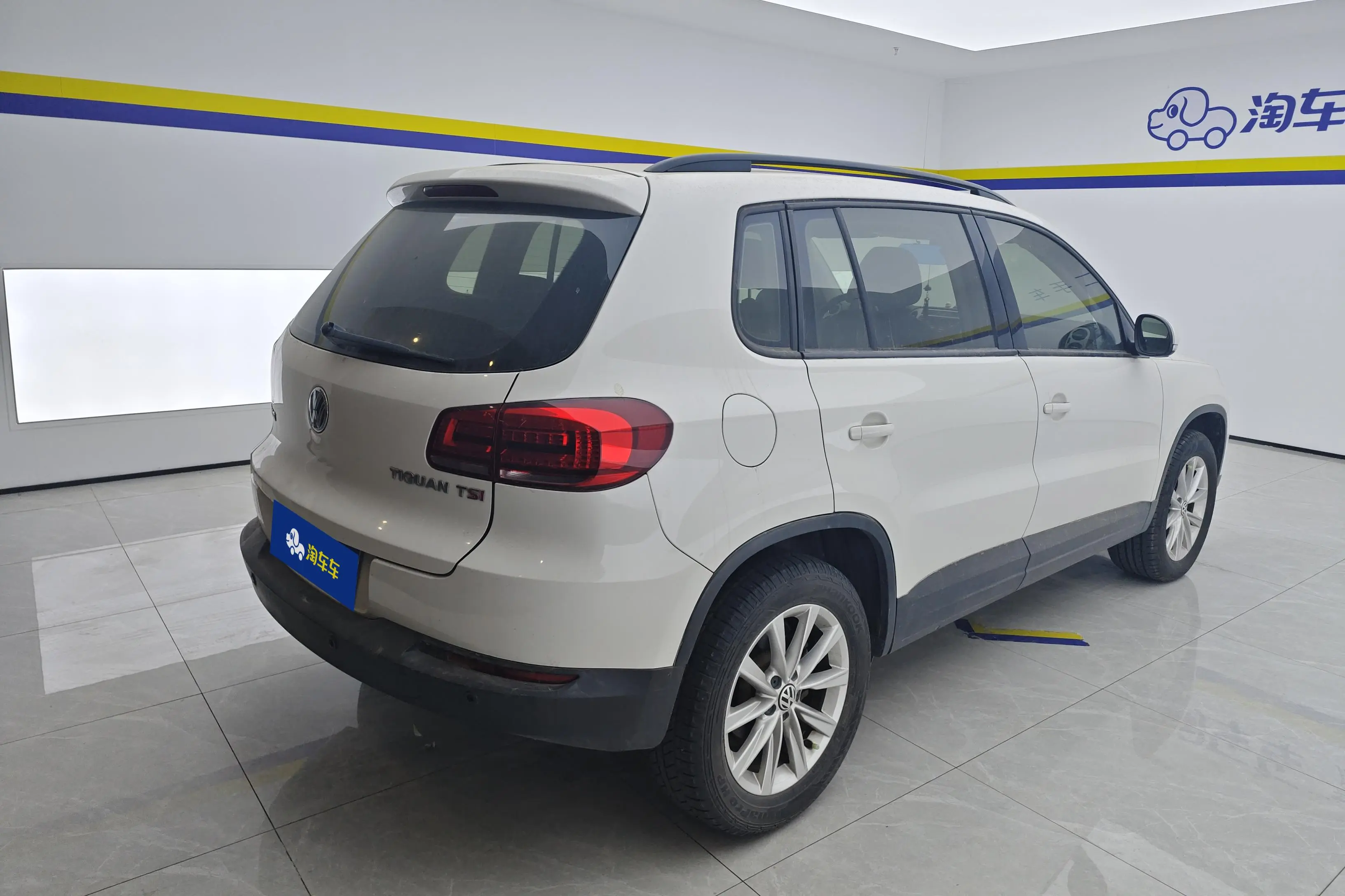 Volkswagen Tiguan  из Китая
