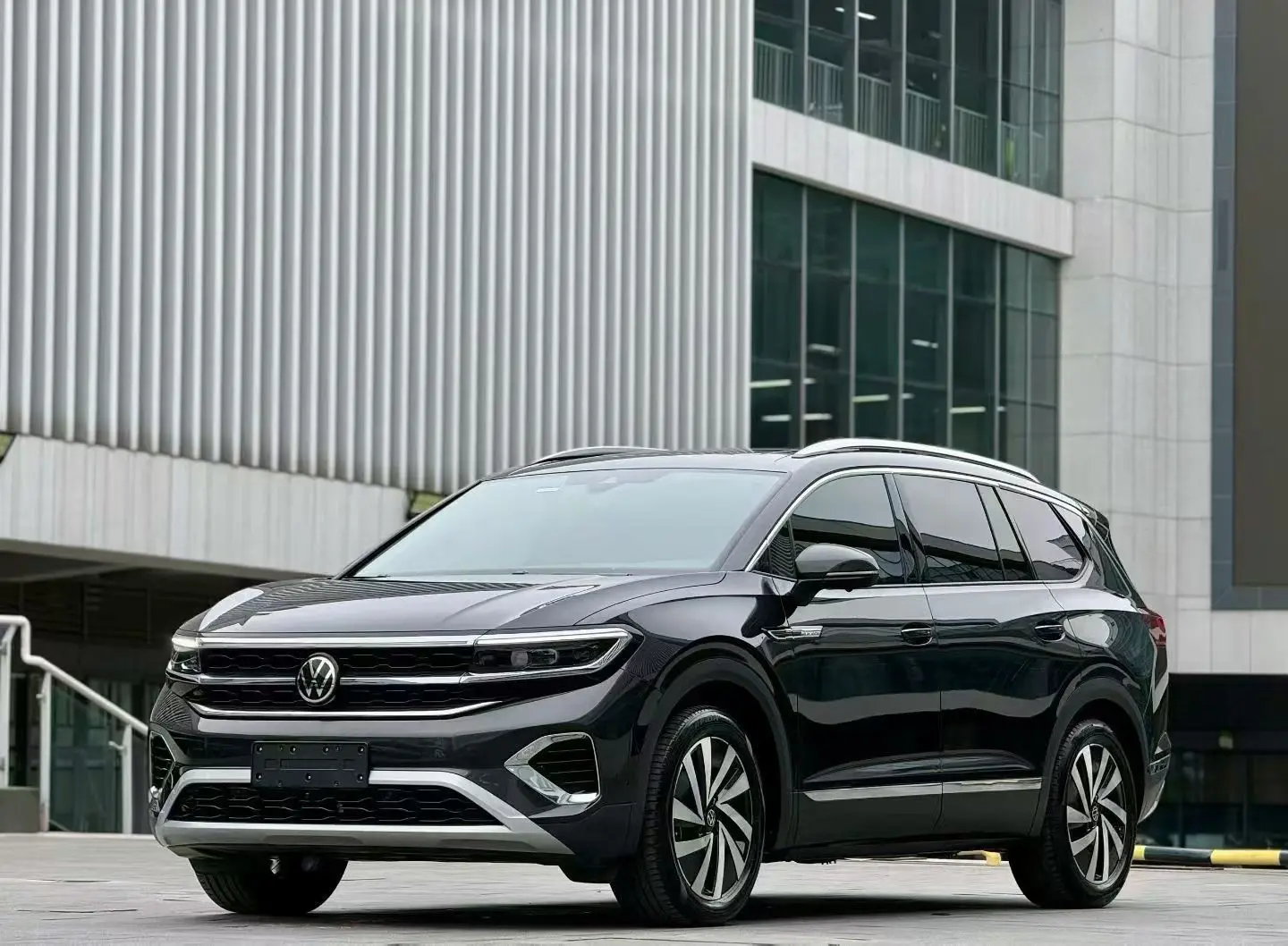 Volkswagen Talagon (Lan Jing)  из Китая