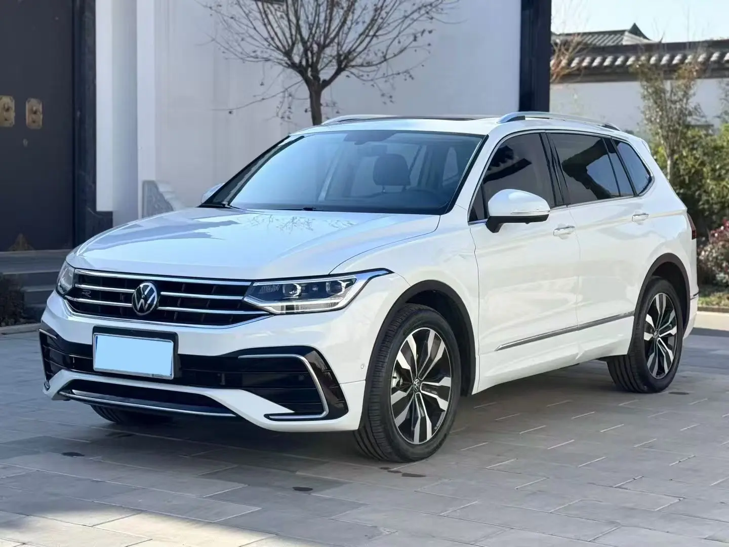 Volkswagen Tiguan L  из Китая