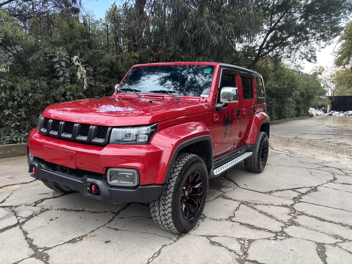 BAIC Beijing Off-road BJ40  из Китая