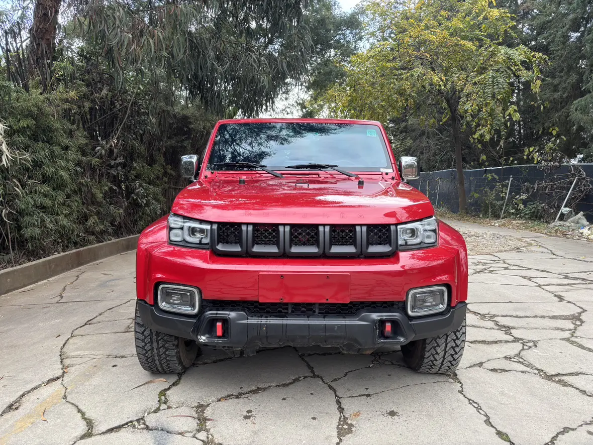 BAIC Beijing Off-road BJ40  из Китая