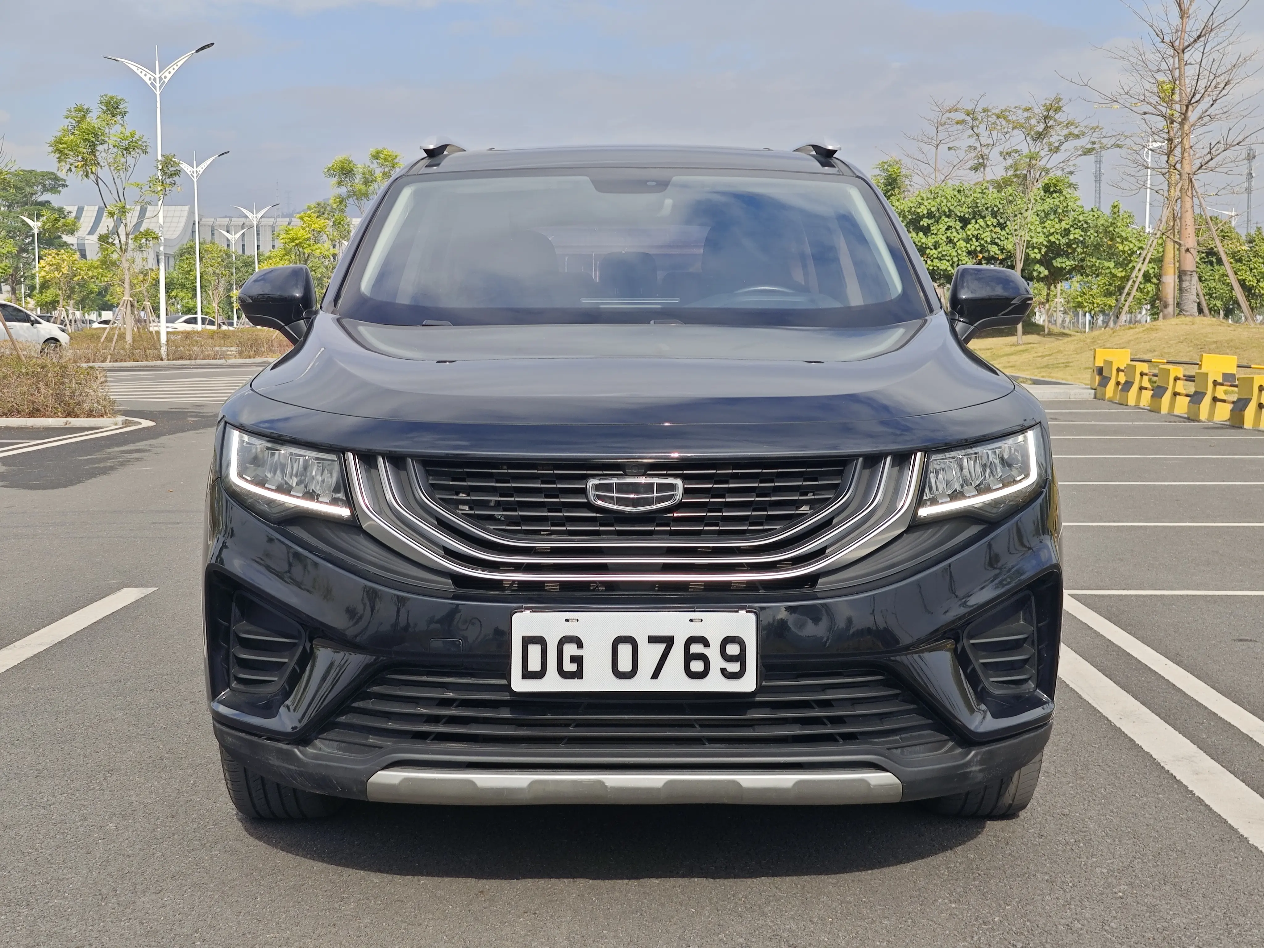 Geely Okavango  из Китая