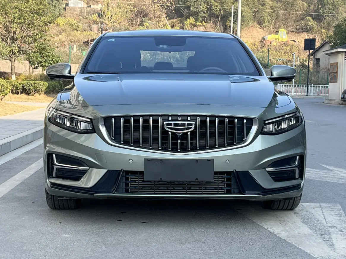 Geely Xing Rui  из Китая