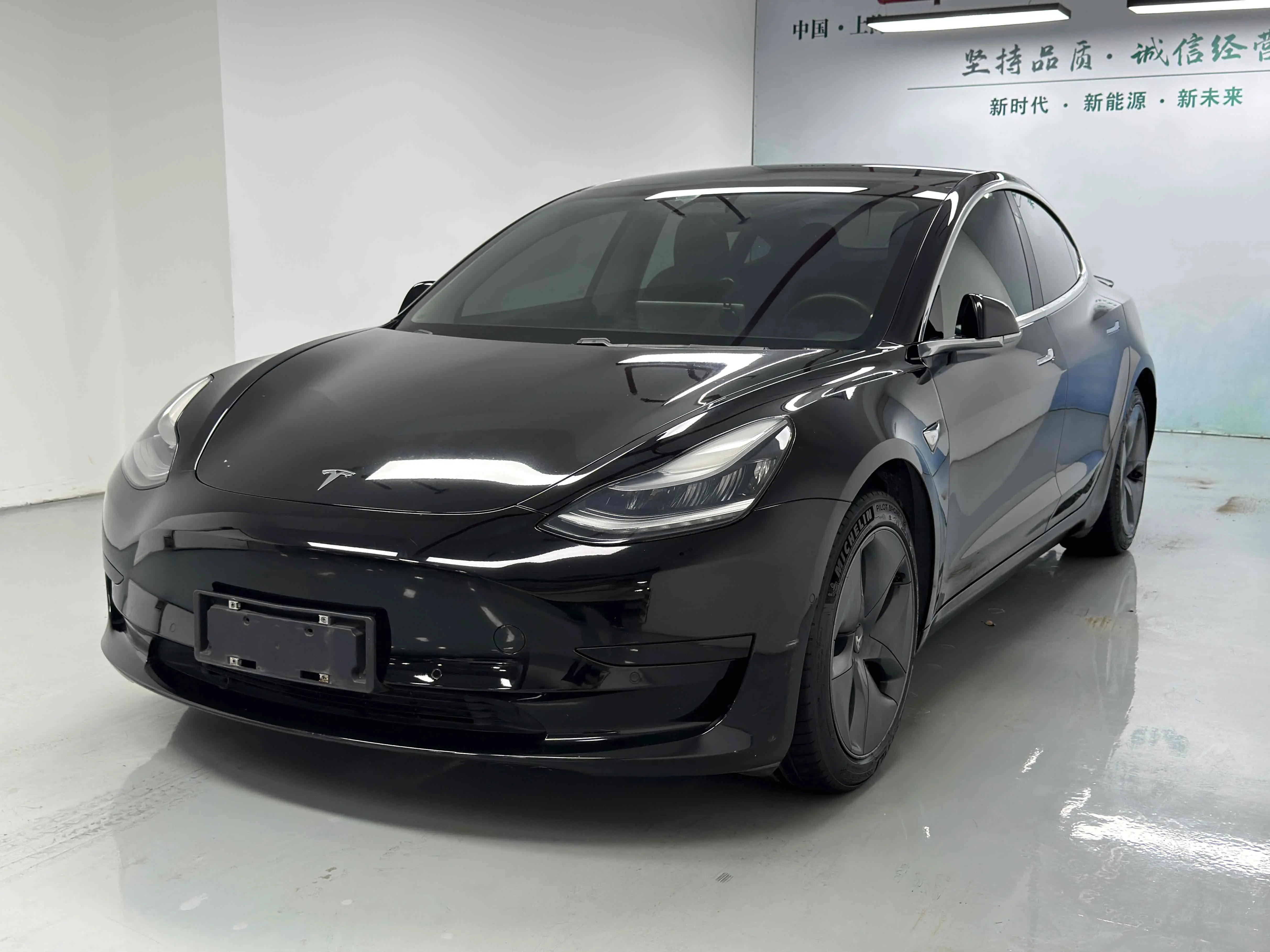 Tesla Model 3  из Китая
