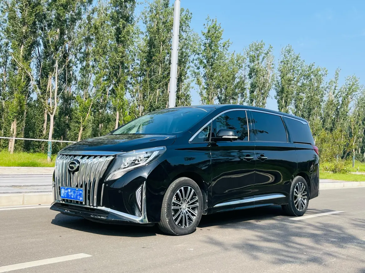 GAC Trumpchi M8  из Китая