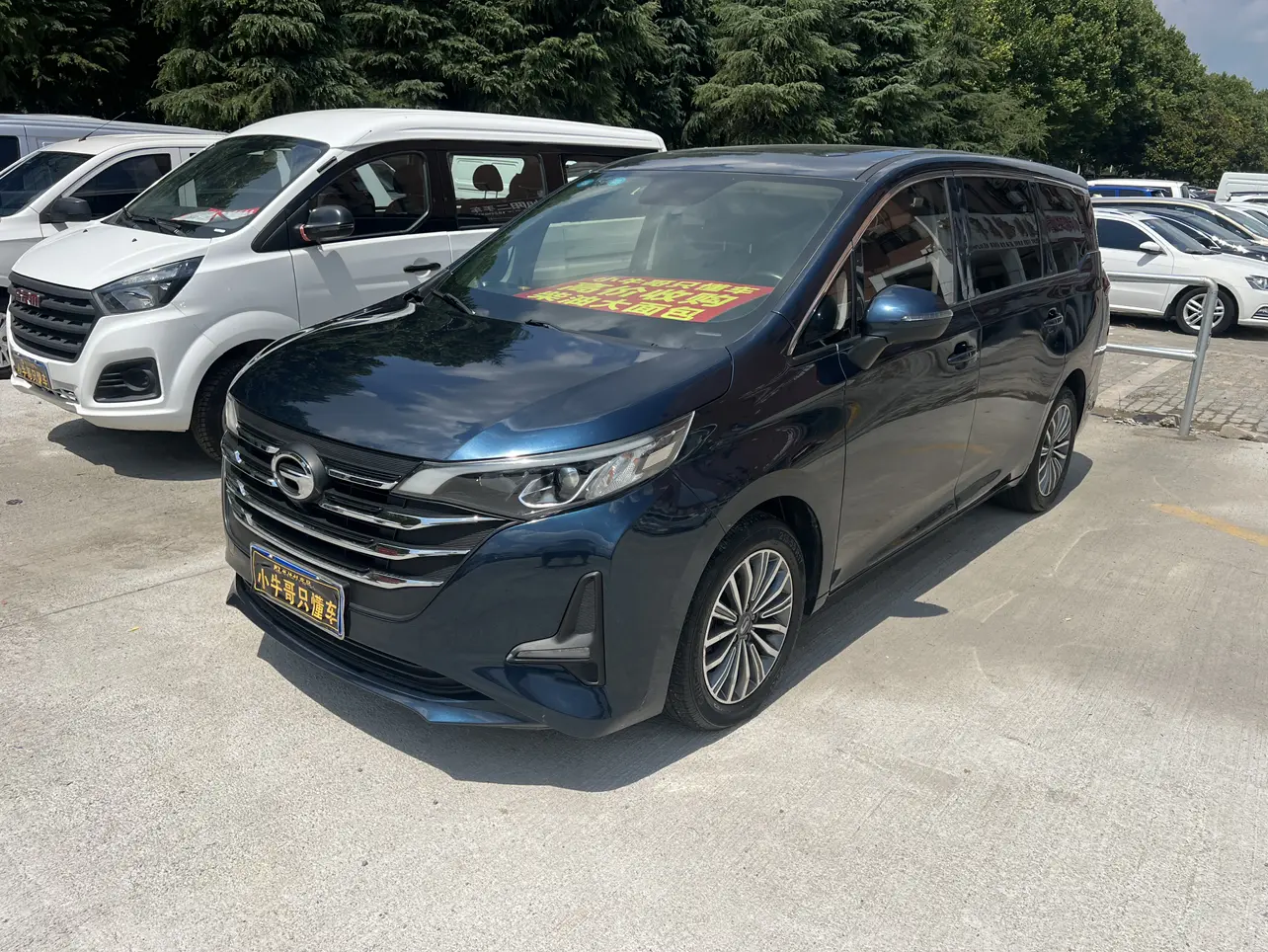 GAC Trumpchi M6  из Китая