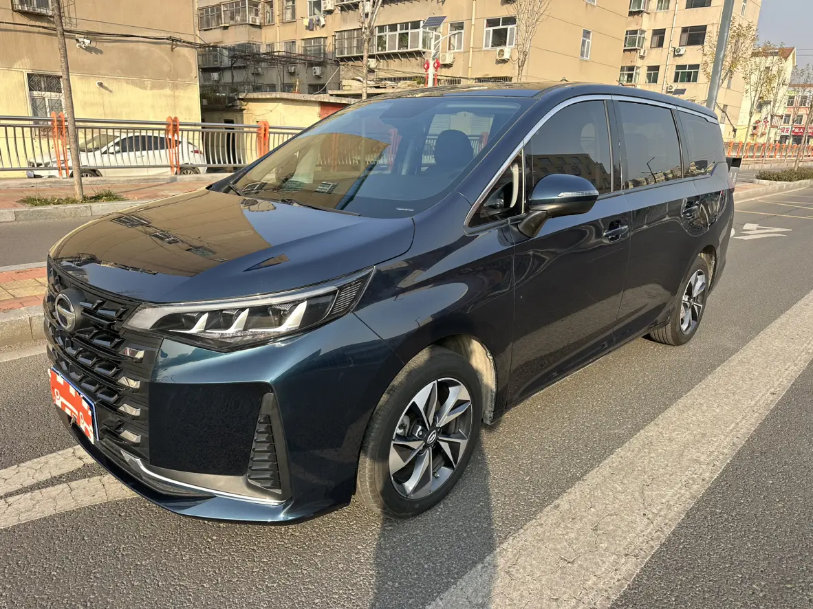 GAC Trumpchi M6  из Китая