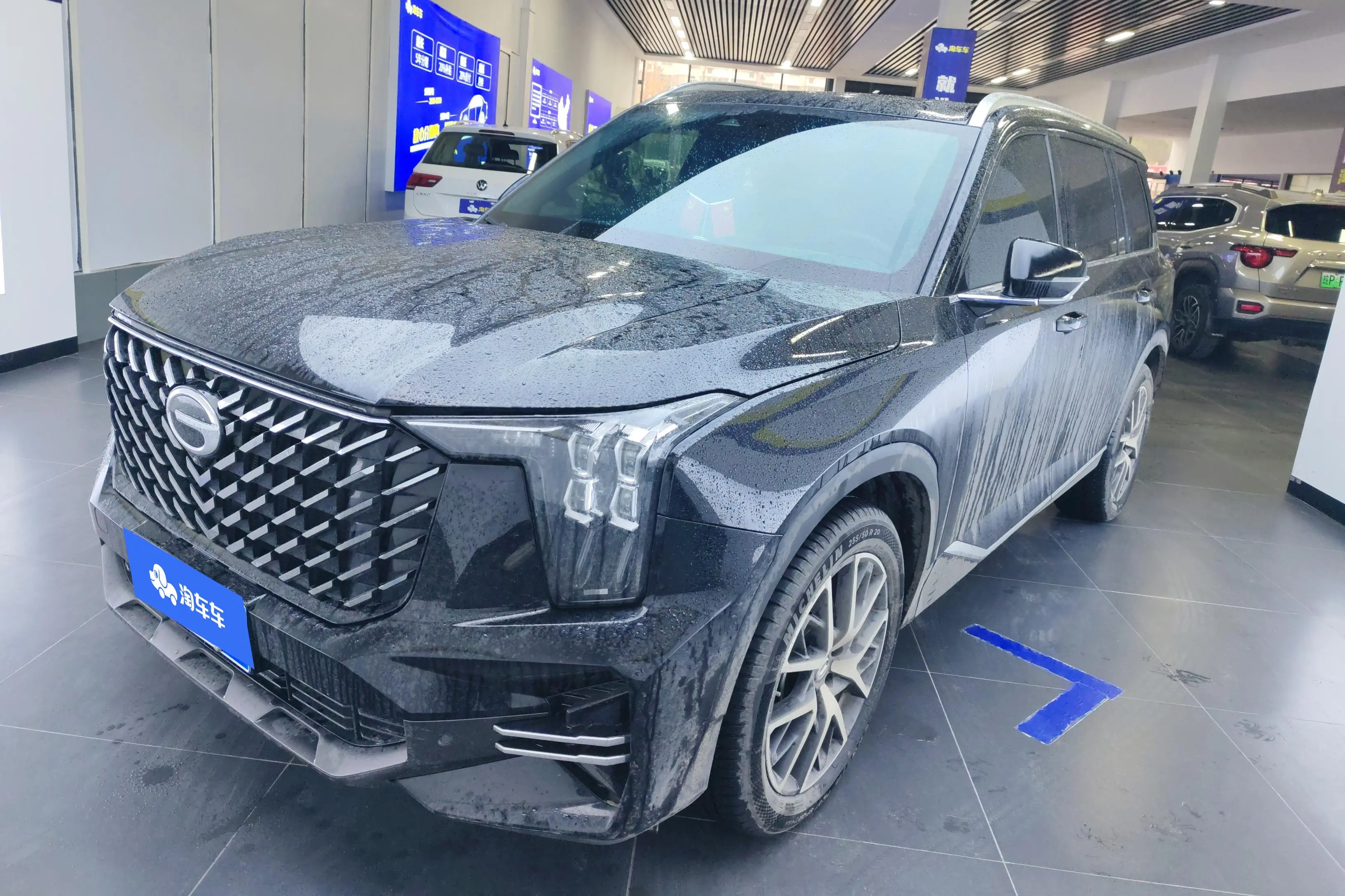 GAC Trumpchi GS8  из Китая