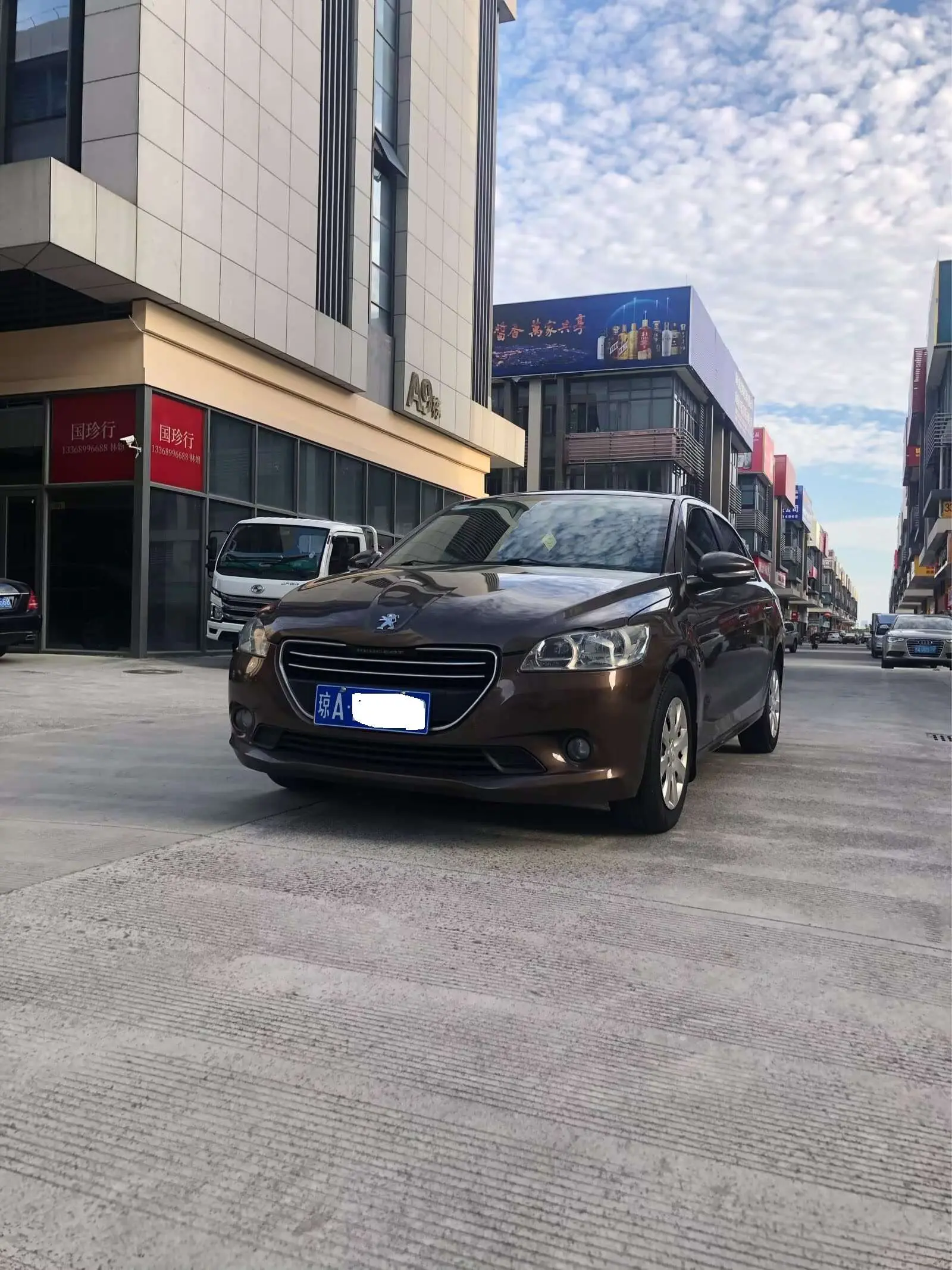 Peugeot 301  из Китая