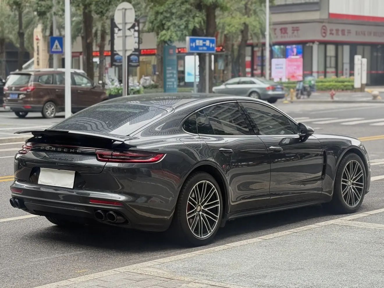 Porsche Panamera