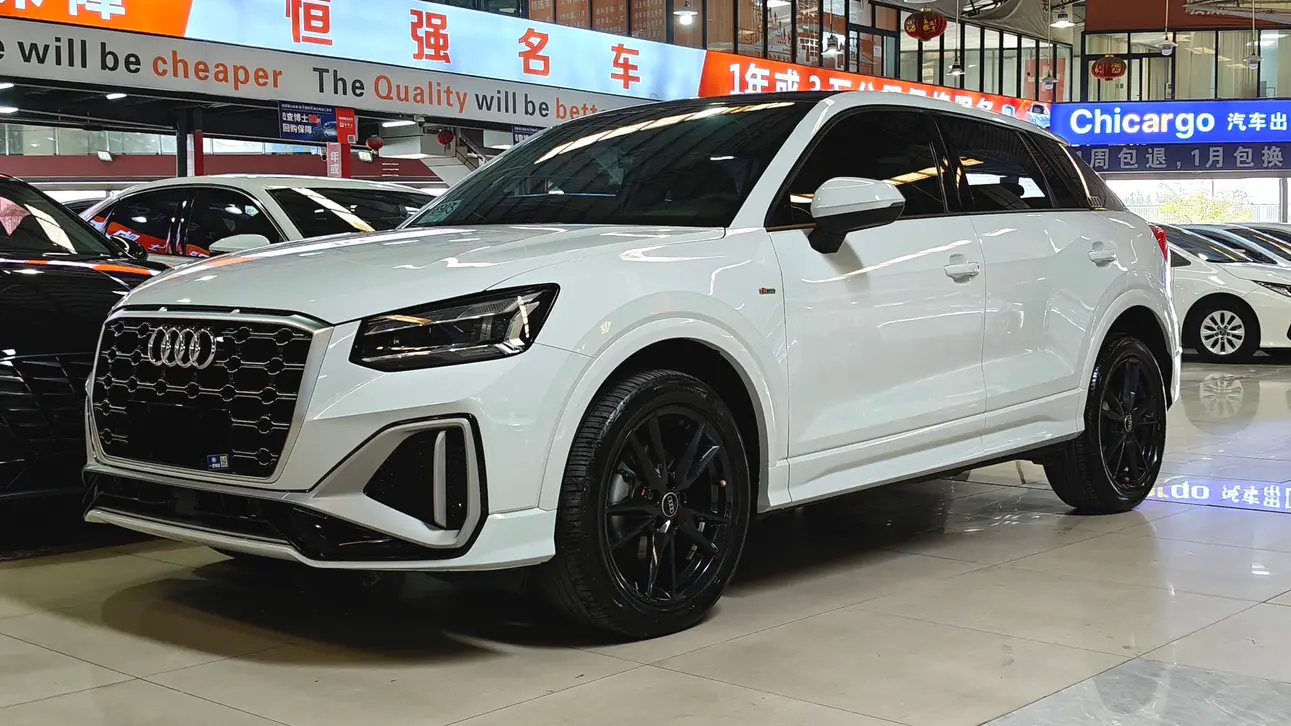 Audi Q2L