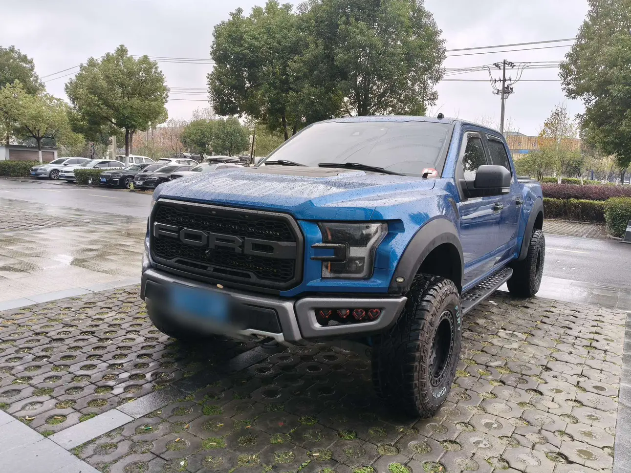 Ford F-150 Raptor  из Китая
