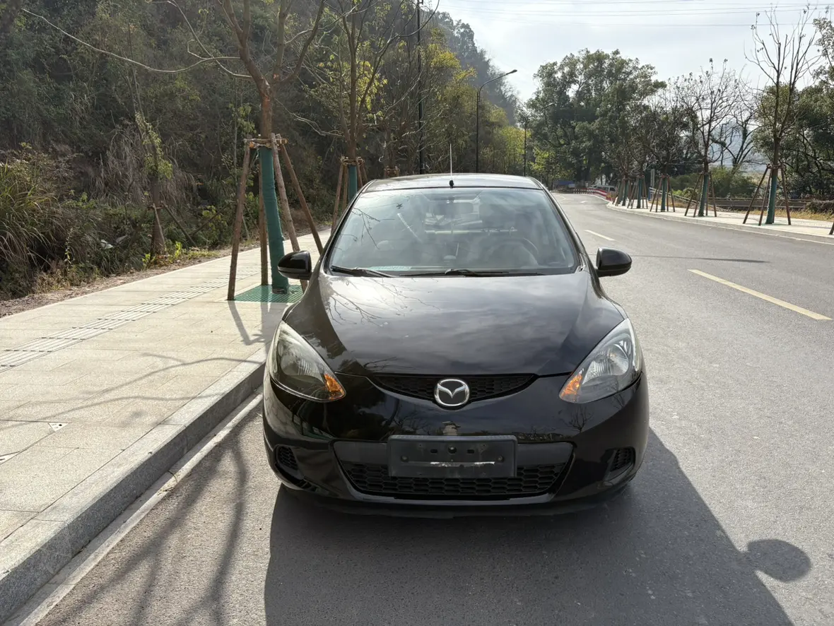 Mazda Mazda2  из Китая
