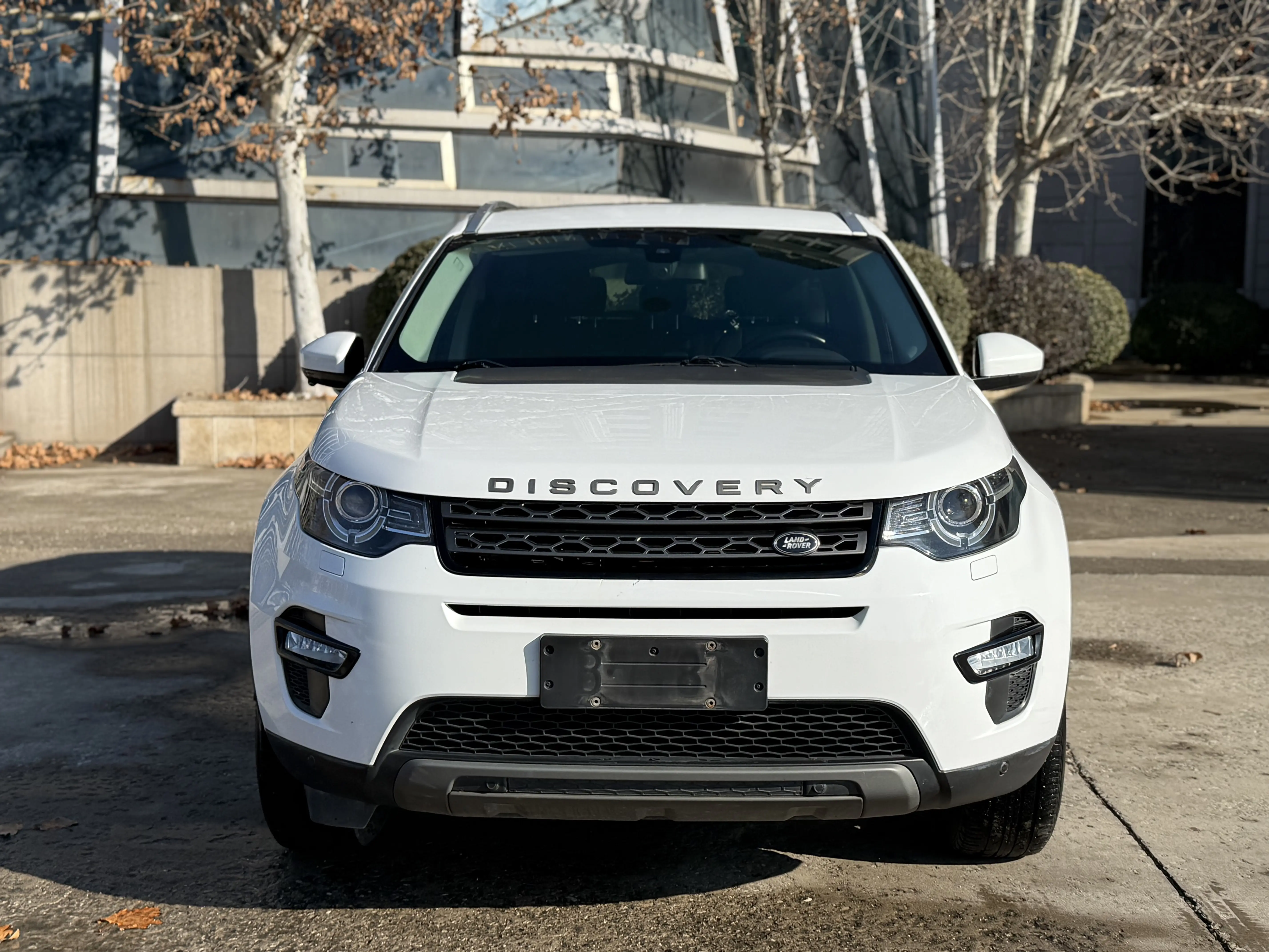 Land Rover Discover the magic  из Китая