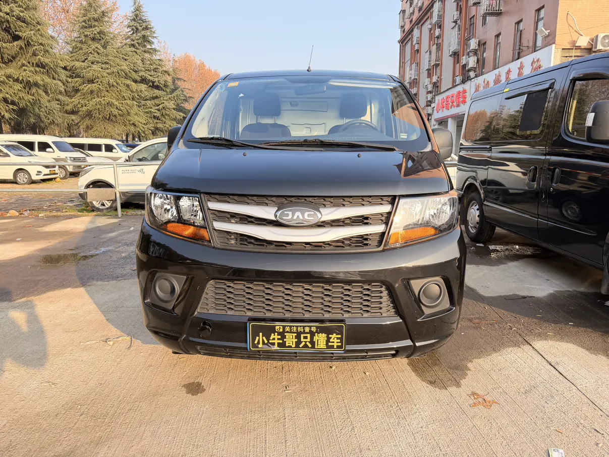 JAC Ruifeng M3  из Китая