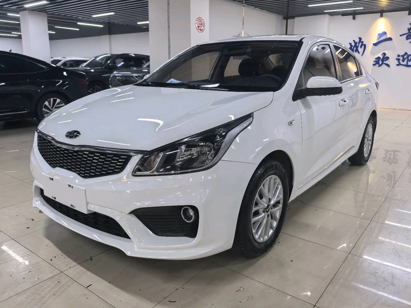 Kia K2  из Китая