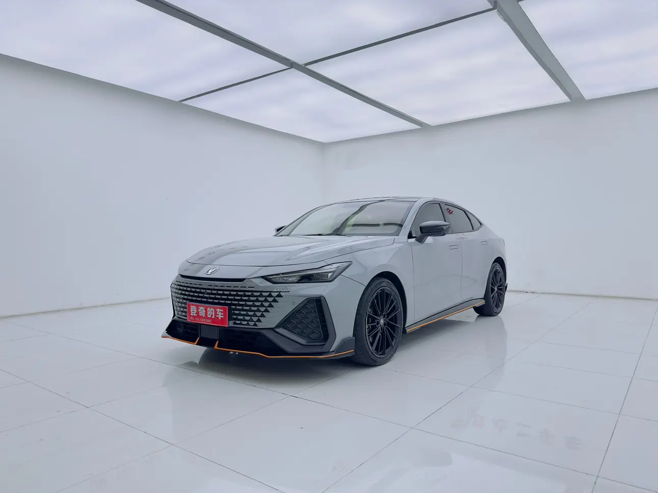 Changan UNI-V  из Китая