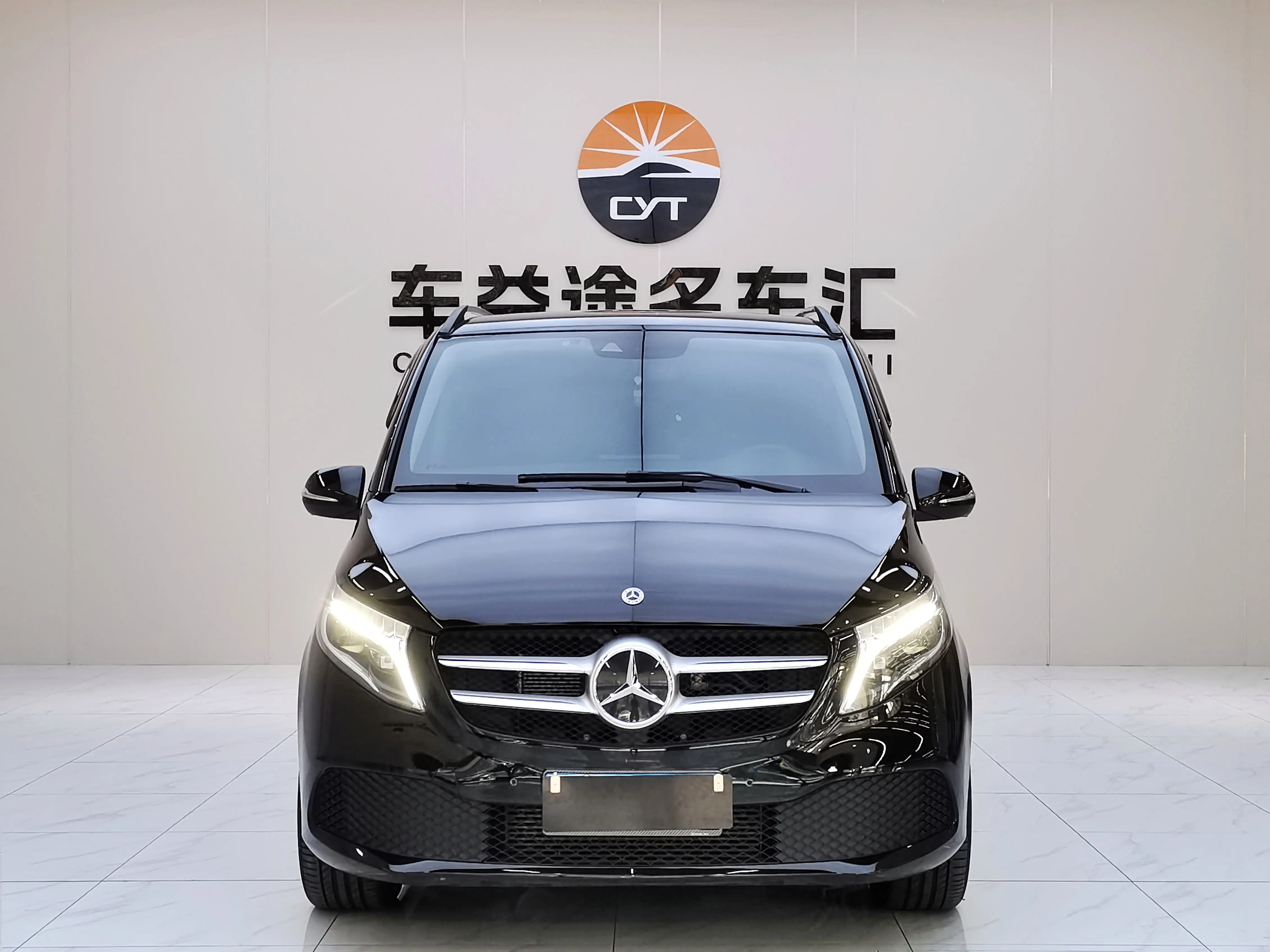 Mercedes-Benz Mercedes Benz V Class  из Китая
