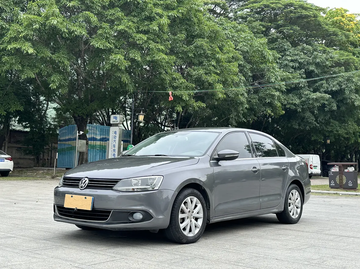 Volkswagen Sagitar  из Китая