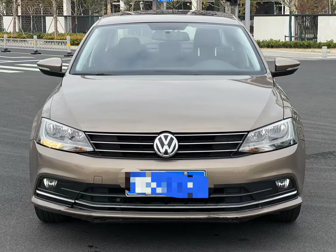 Volkswagen Sagitar  из Китая