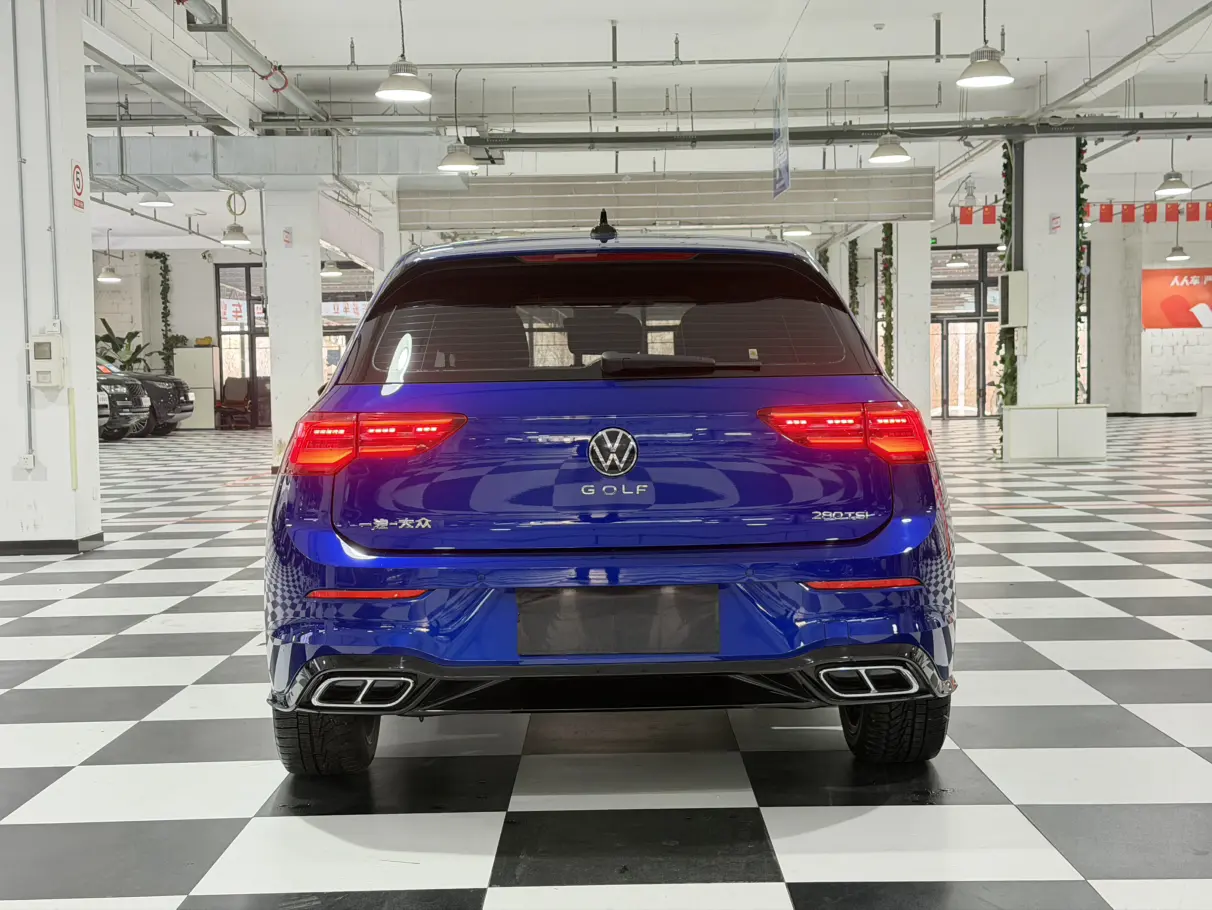 Volkswagen Golf  из Китая