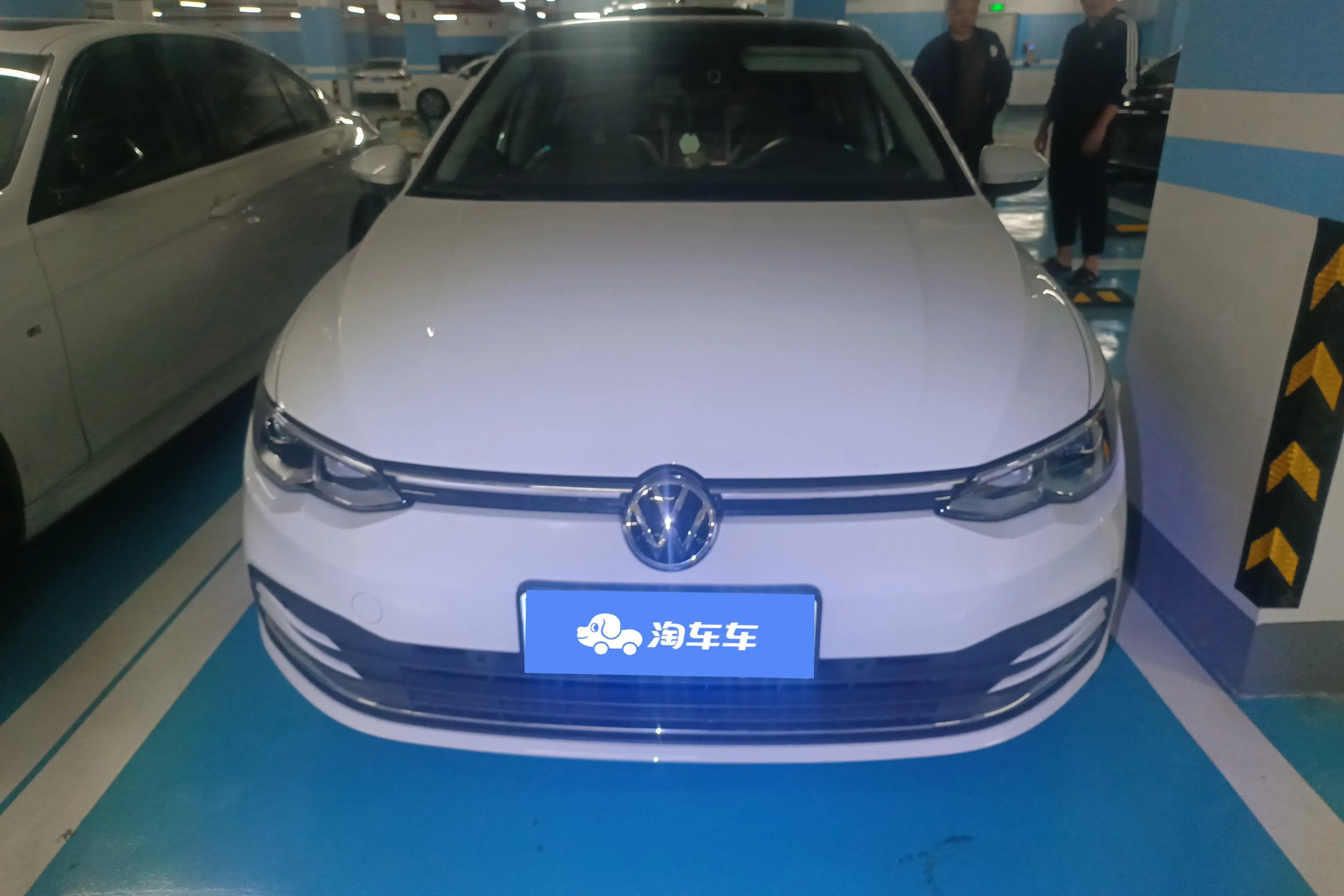 Volkswagen Golf  из Китая