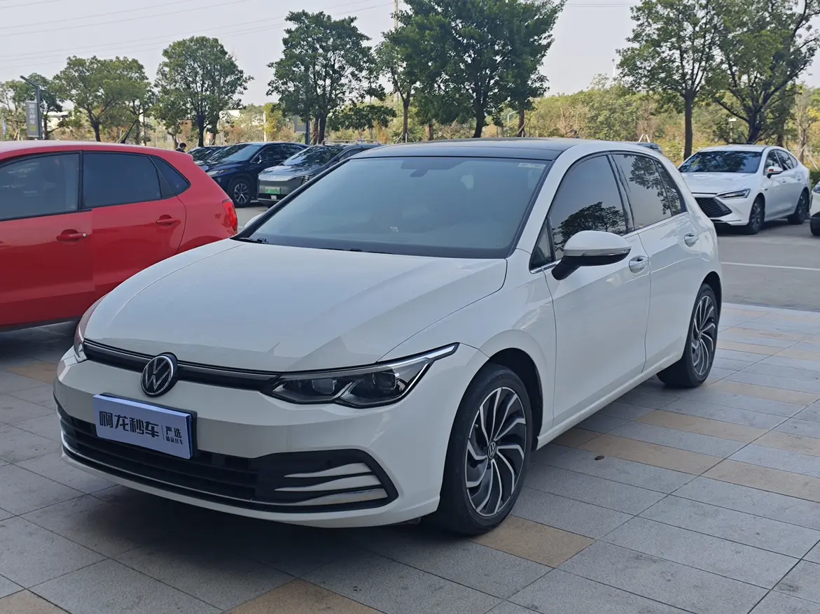 Volkswagen Golf  из Китая