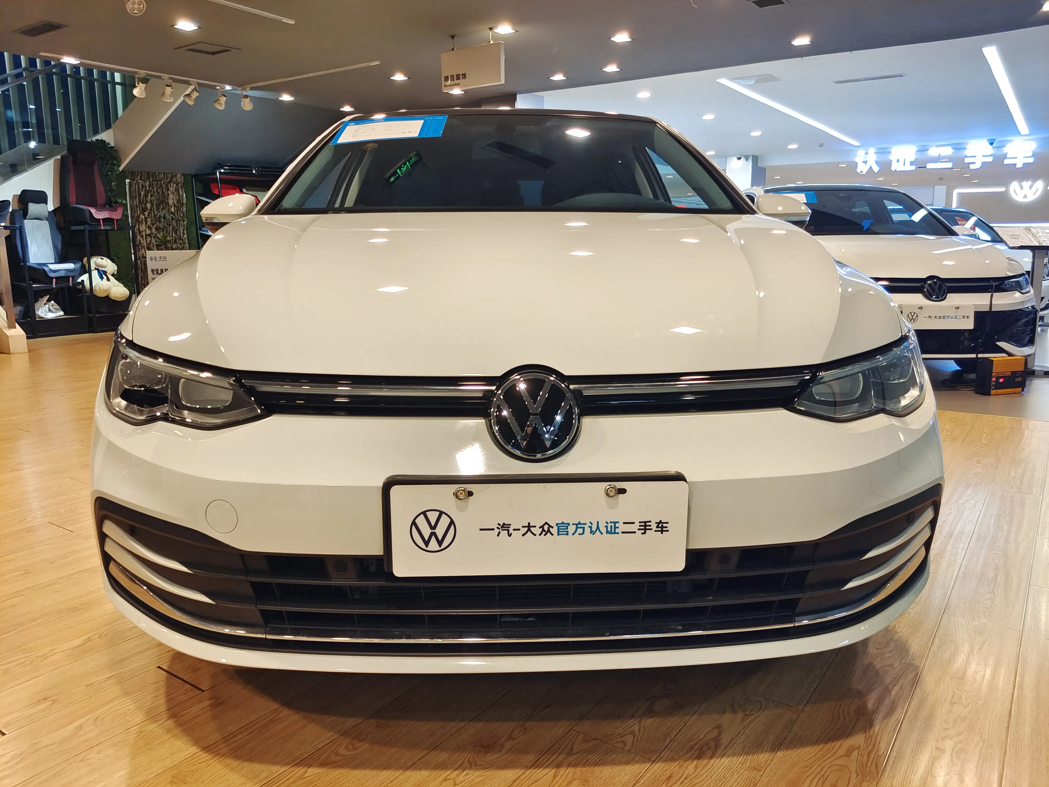 Volkswagen Golf  из Китая