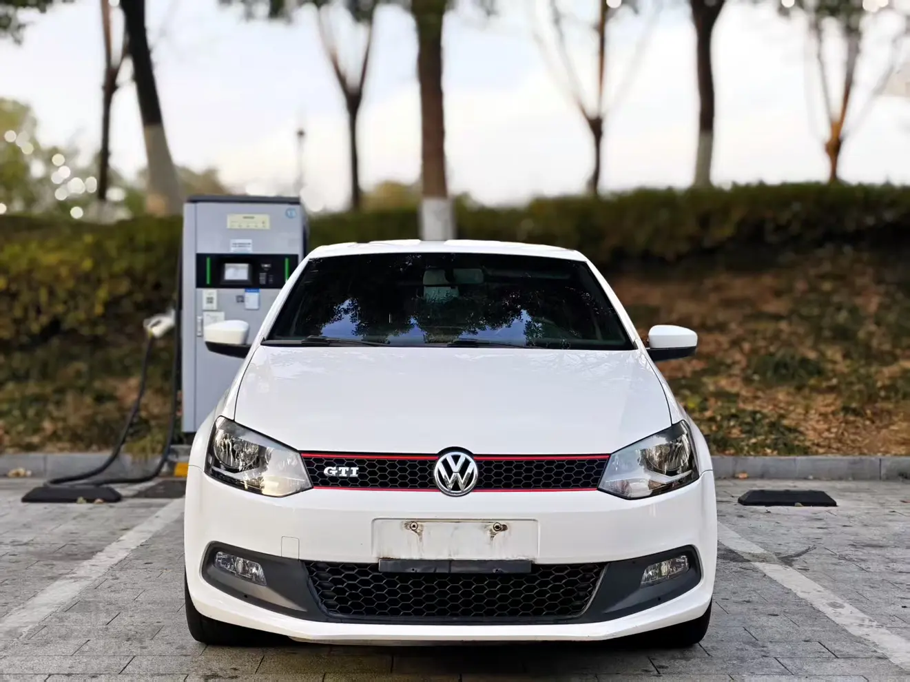Volkswagen Polo  из Китая