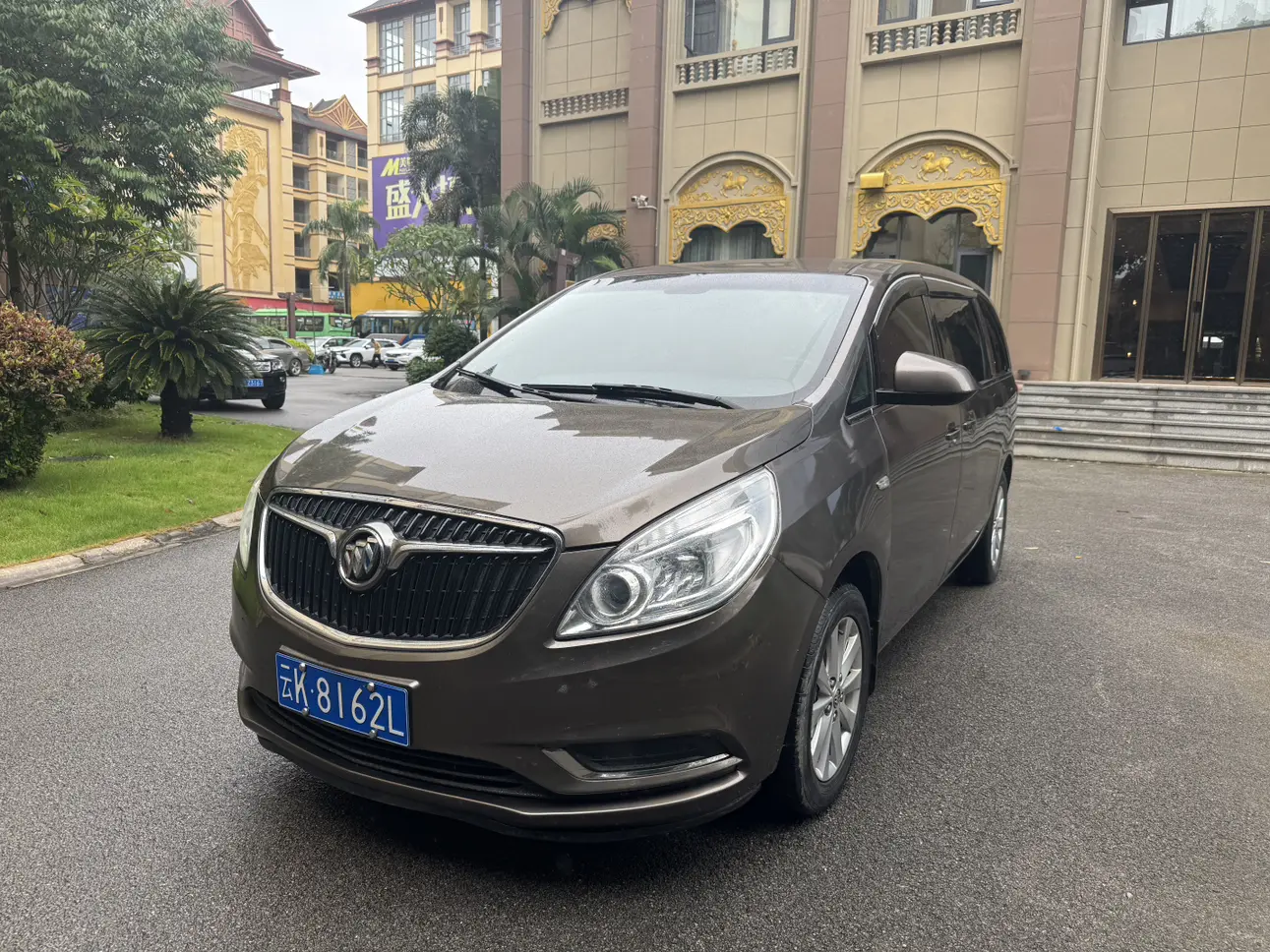 Buick GL8  из Китая