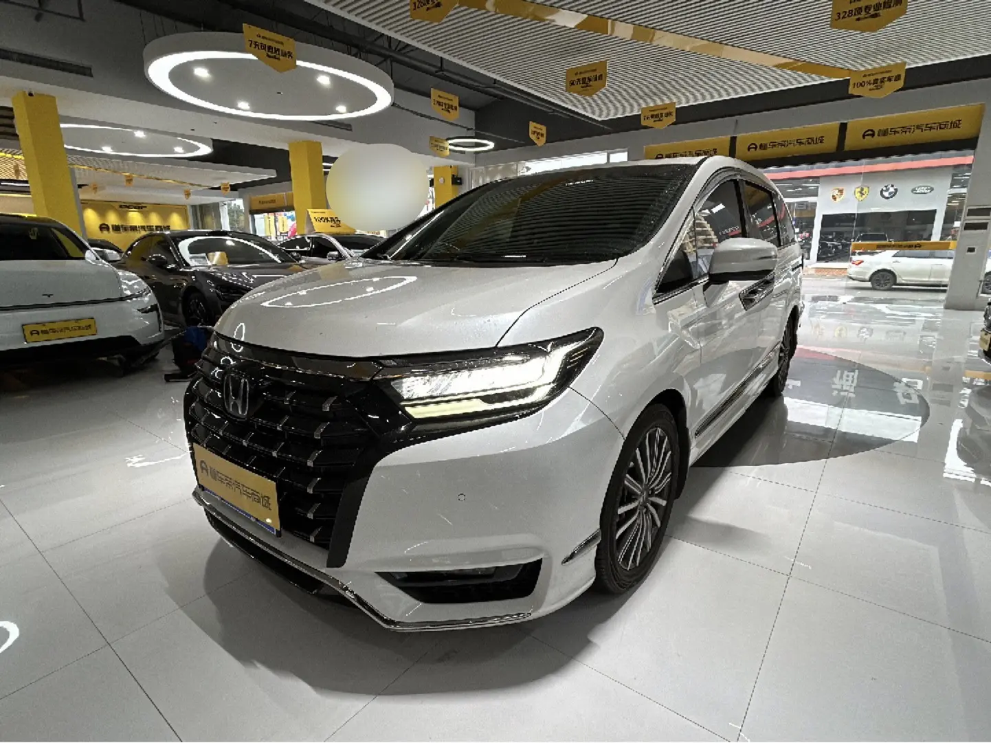 Honda Elysion (Alison)  из Китая