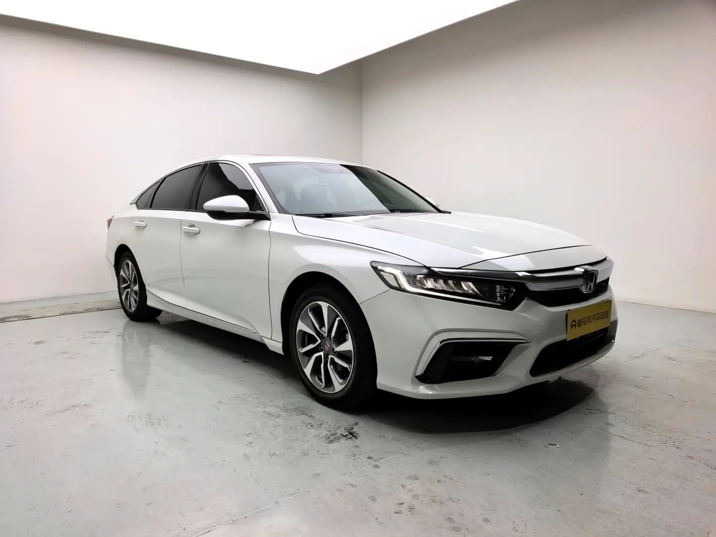 Honda Inspire (Yingshipai)  из Китая