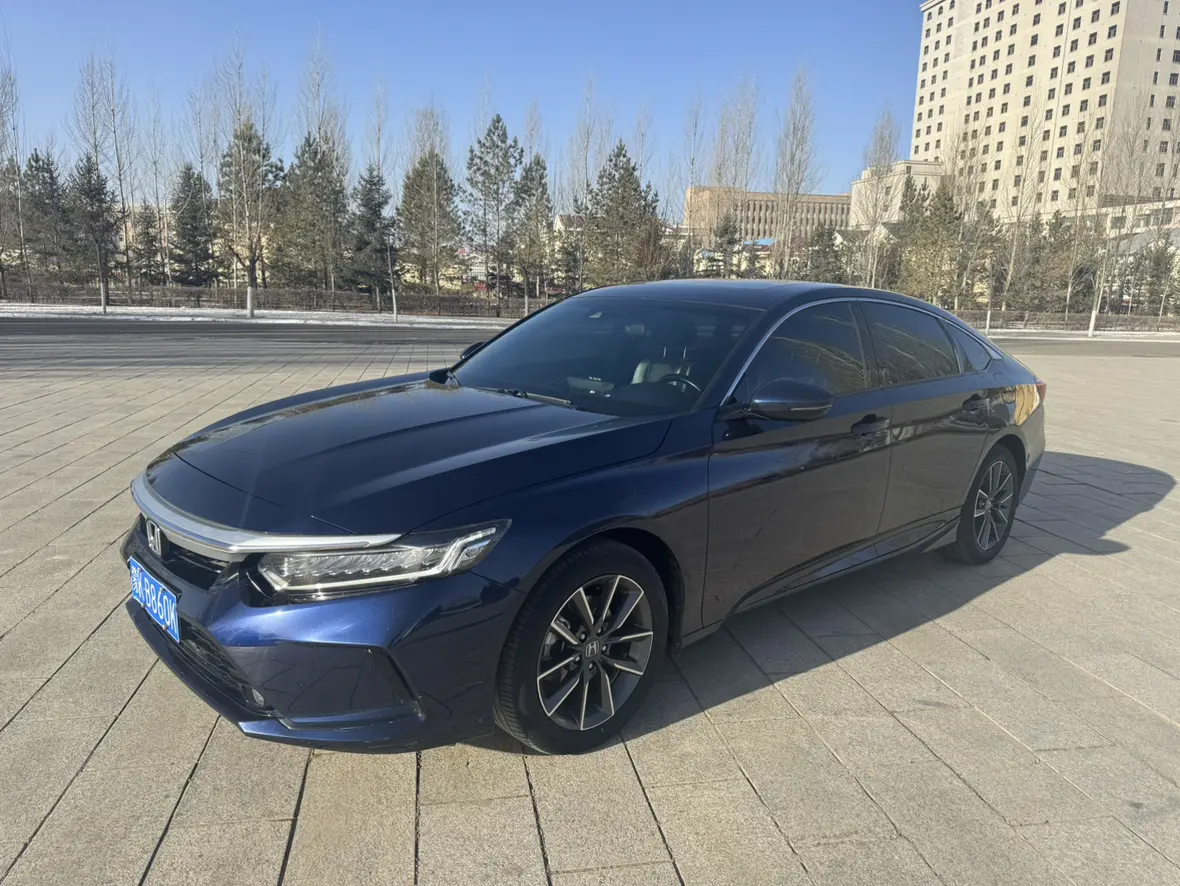 Honda Inspire (Yingshipai)  из Китая