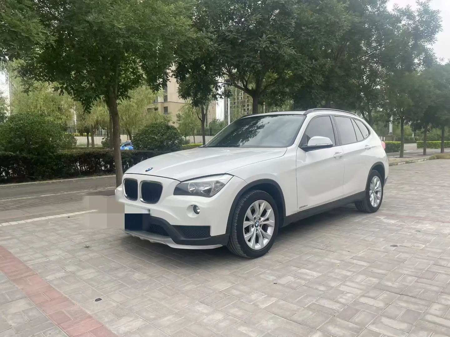 BMW X1  из Китая